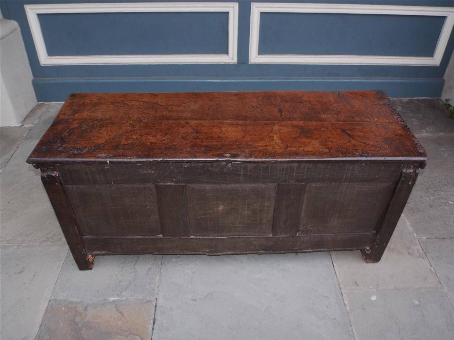 English Oak Jacobean Decorative Carved Three-Panel Hinged Coffer, Circa 1720 For Sale 1