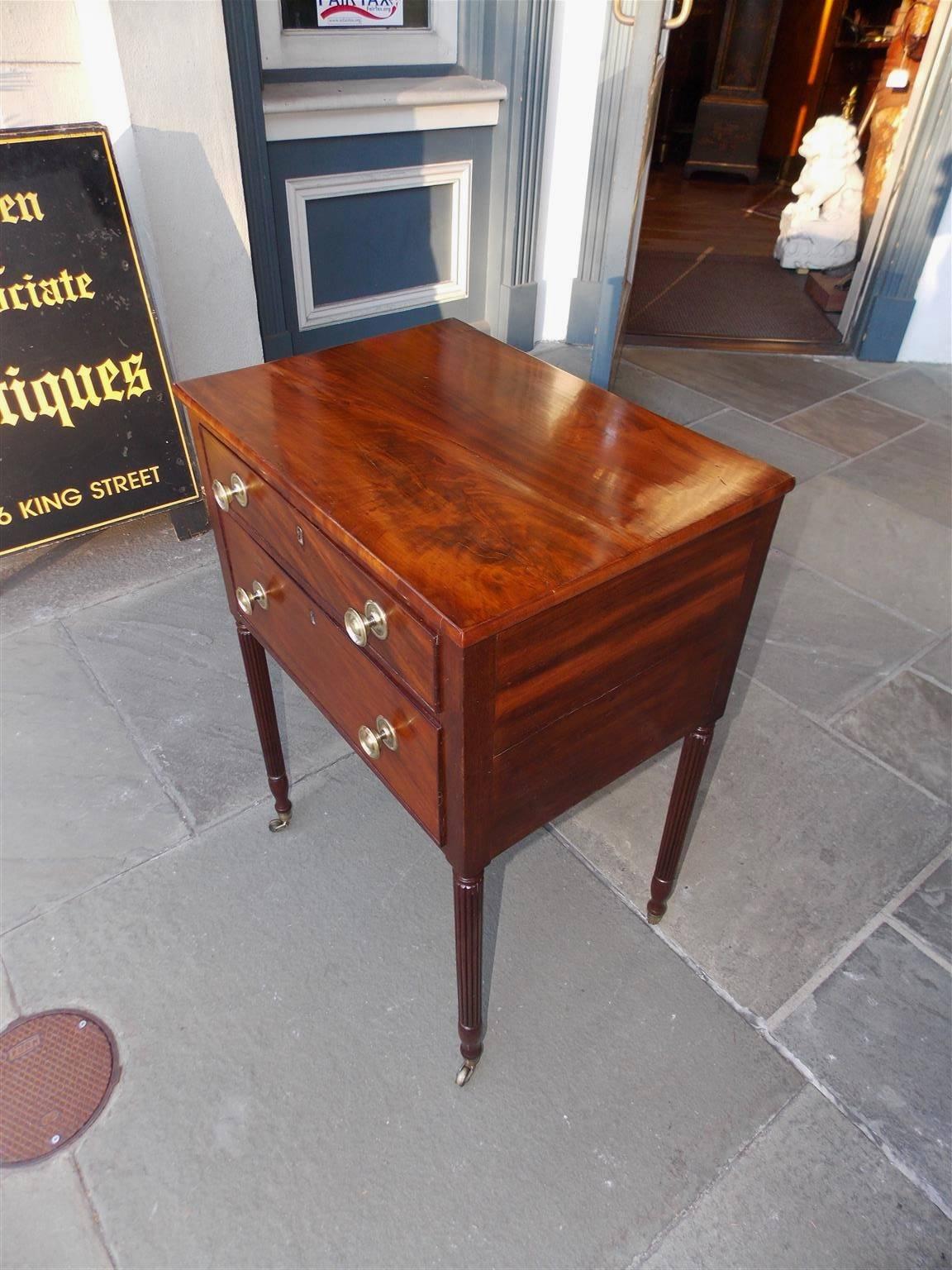American Sheraton Mahogany Reeded Two-Drawer Side Table, Circa 1820 In Excellent Condition In Charleston, SC