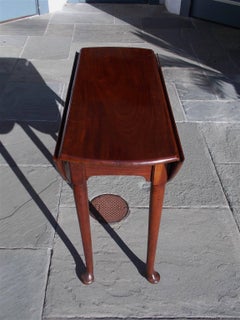 English Queen Anne Cuban Mahogany Drop-Leaf Occasional Table, Circa 1740