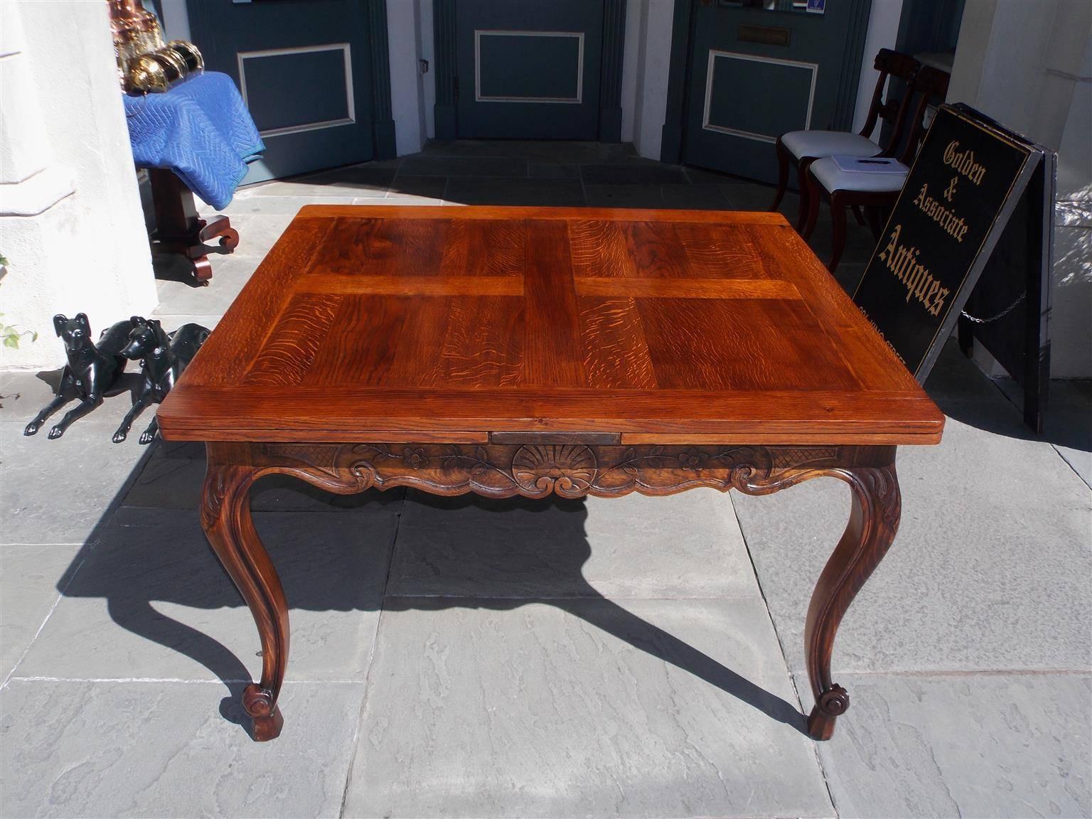 Italian White Oak Refractory Dinining Room Table, Circa 1840 In Excellent Condition In Hollywood, SC