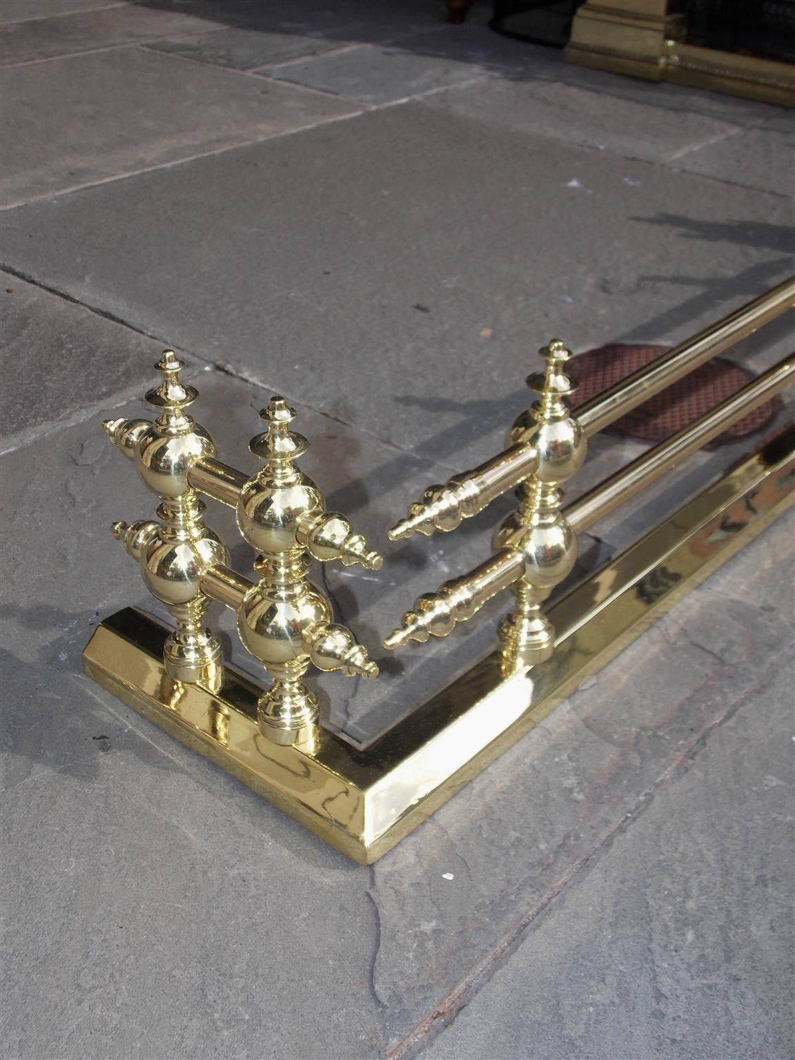 American Empire American Brass Two Tiered Ball Finial Fire Fender. Circa 1850 For Sale