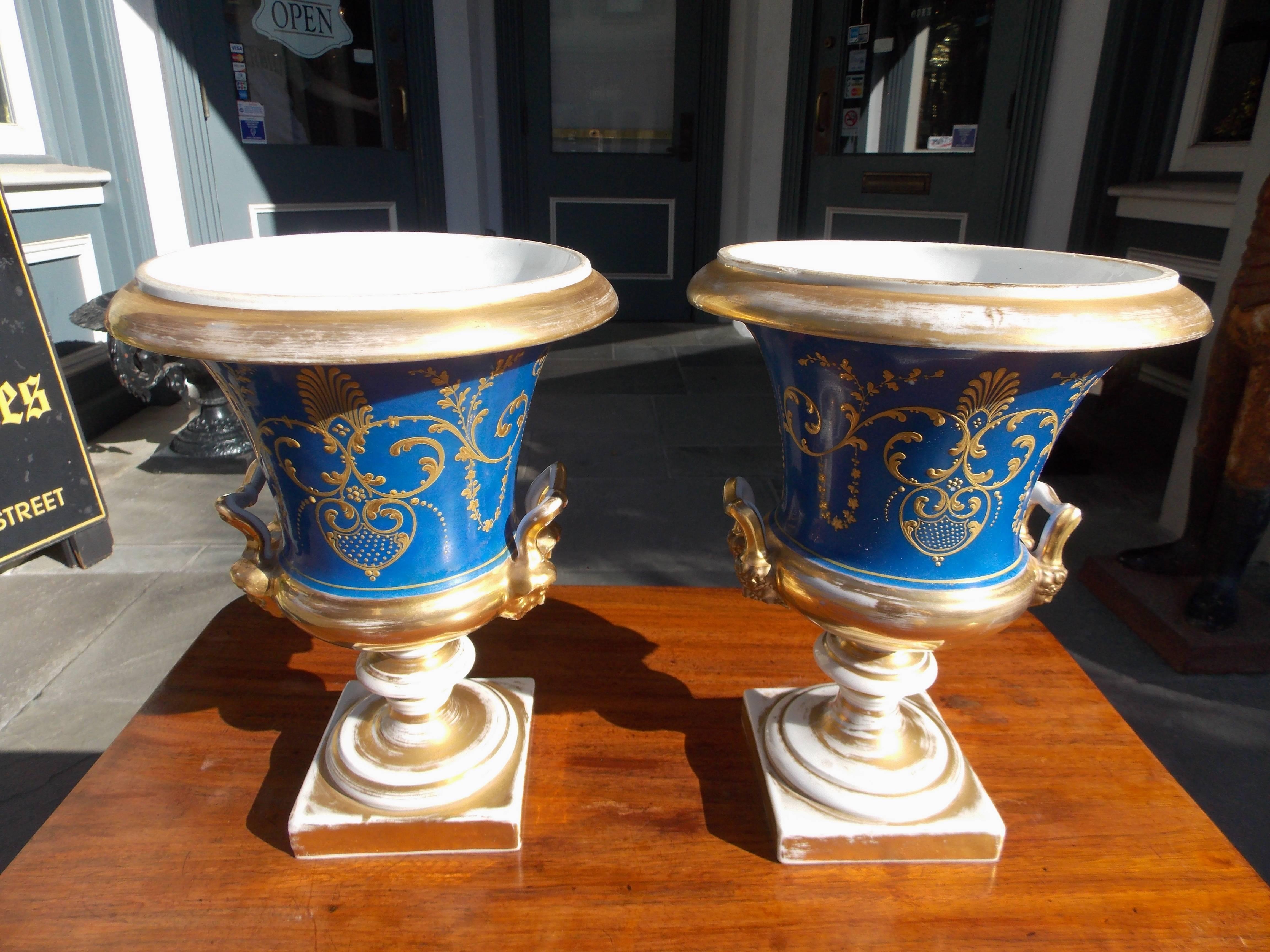  Pair of French Old Paris Gilt & Cobalt Blue Porcelain Mantel Urns, Circa 1820 In Excellent Condition In Hollywood, SC
