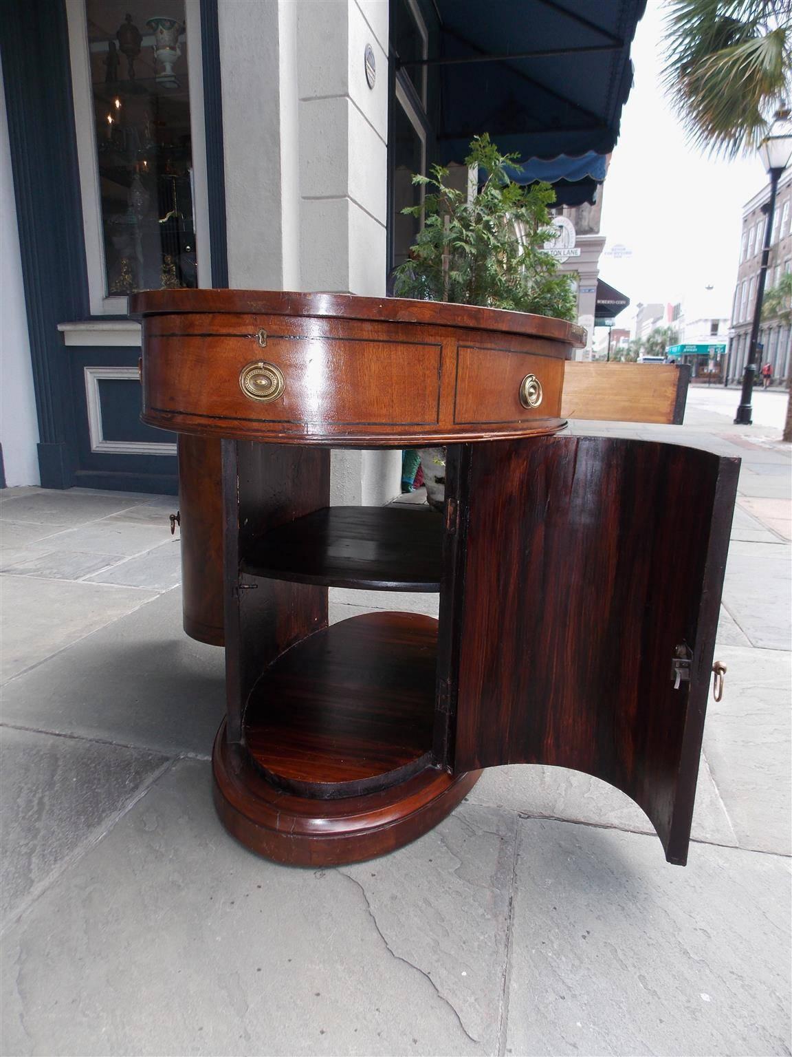 George III English Mahogany Oval Sea Captains Leather Top Desk, Circa 1800 For Sale