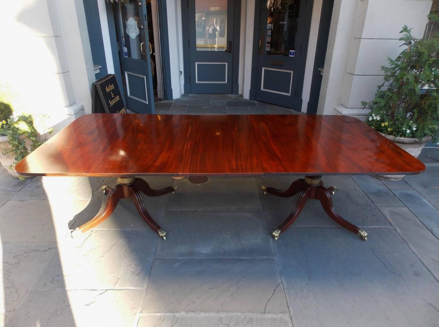 English Regency Honduras Mahogany Double Pedestal Dining Table, Circa 1780 In Excellent Condition In Hollywood, SC