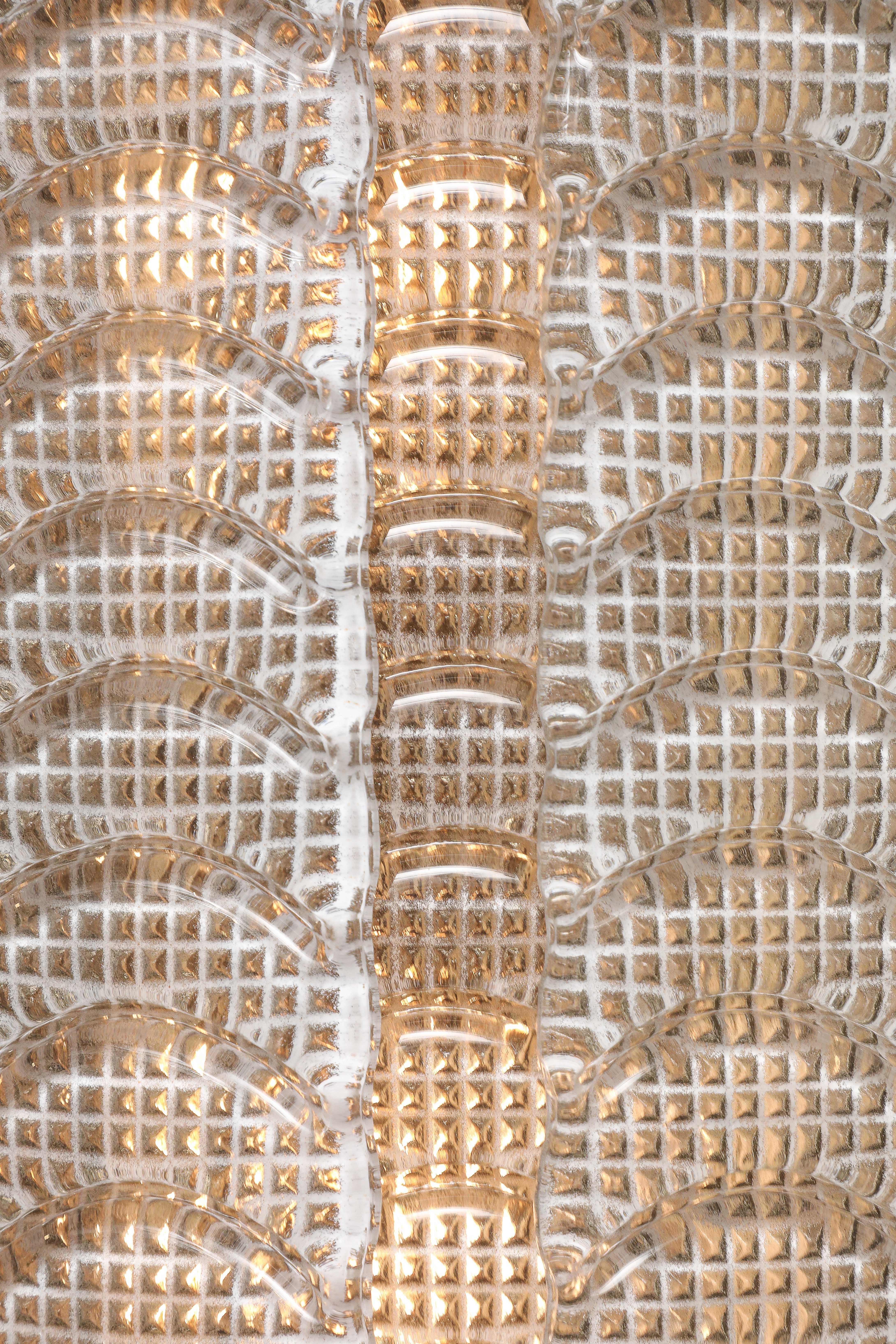 Paire d'appliques en verre texturé transparent de Murano, faites à la main, Italie, 2025 en vente 5