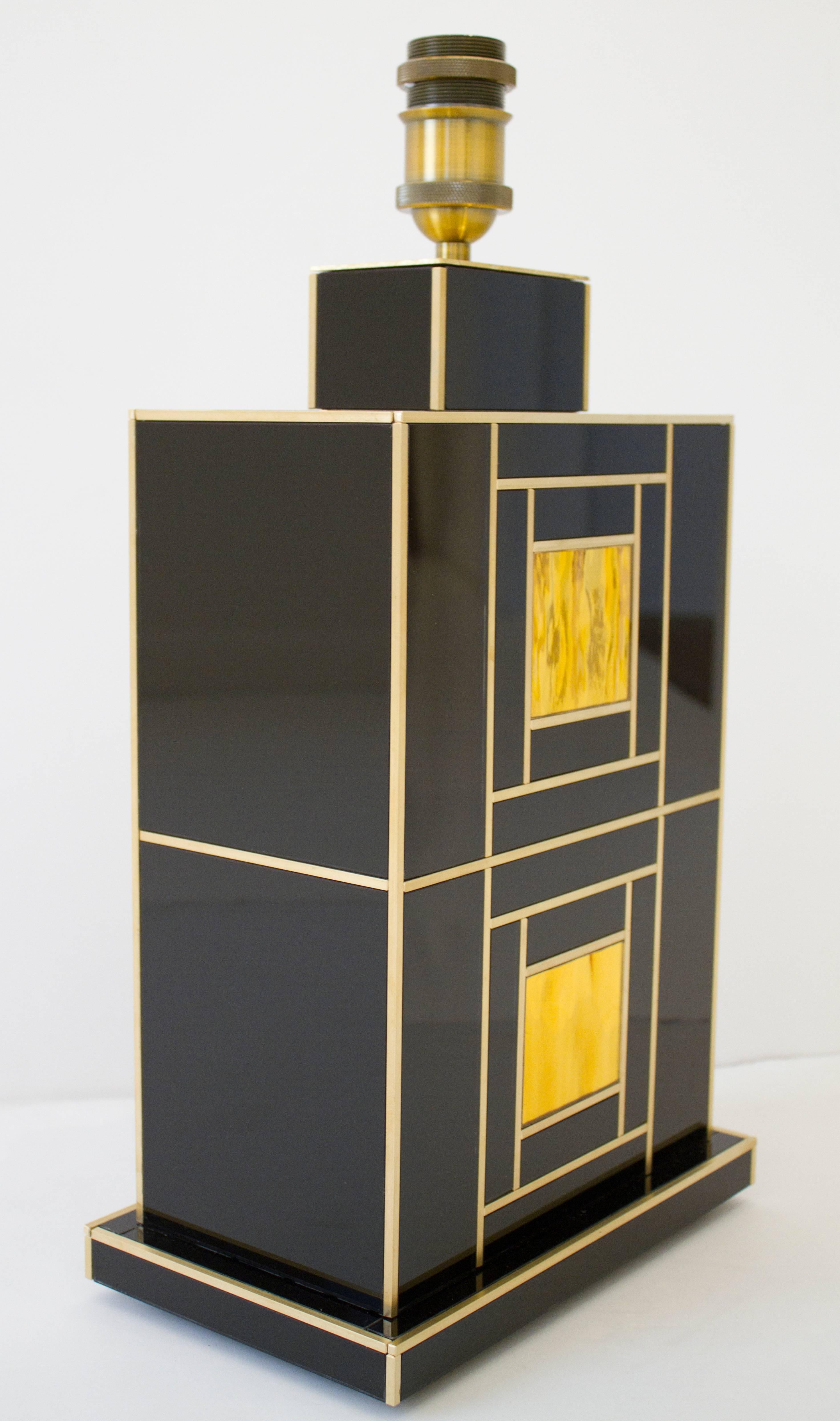 Spanish Pair of Signed Geometric Black and Gold Glass with Brass Inlays Lamps, Spain For Sale