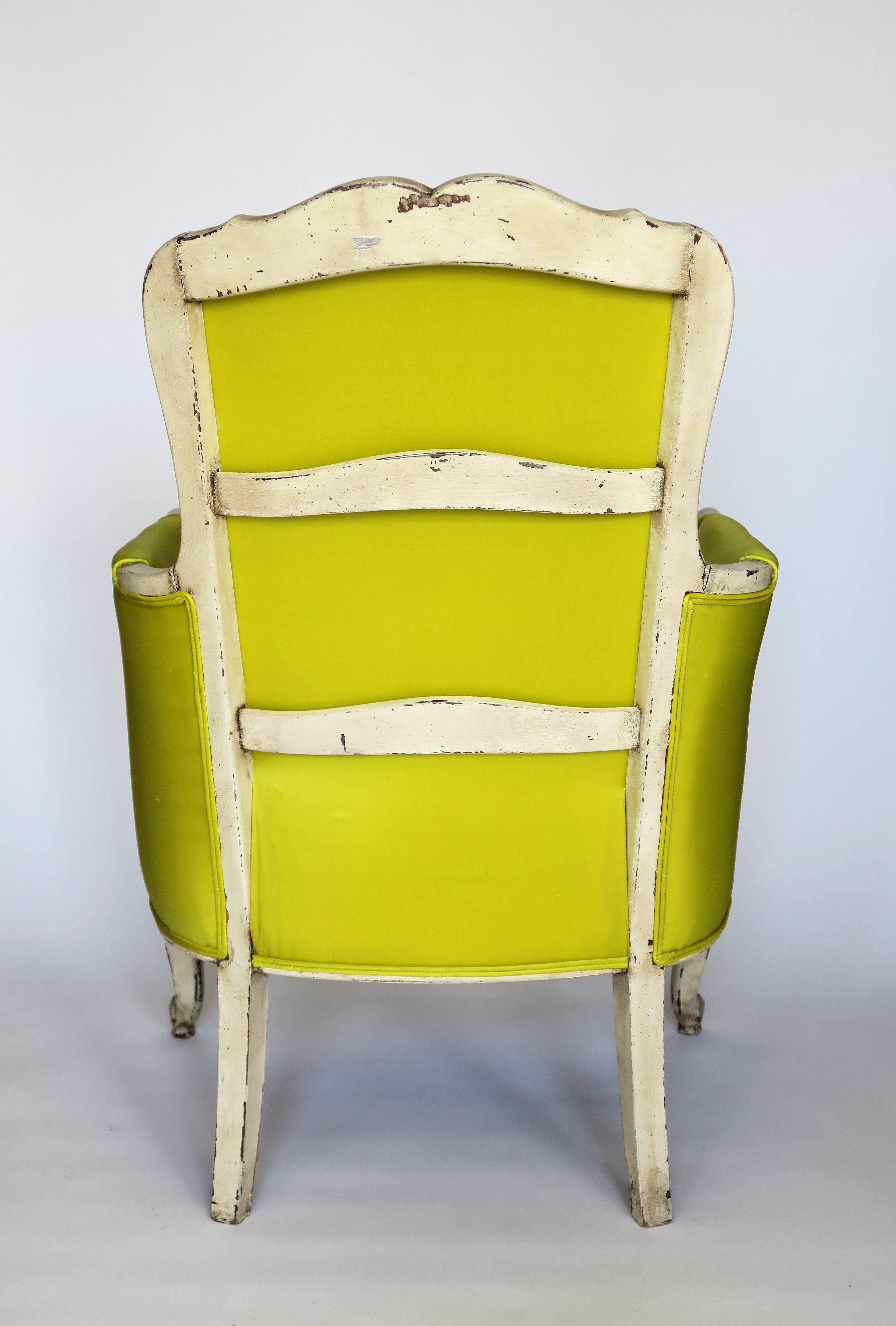 Pair of 19th Century Louis XV French Bergeres Chairs in Chartreuse Silk Fabric 7