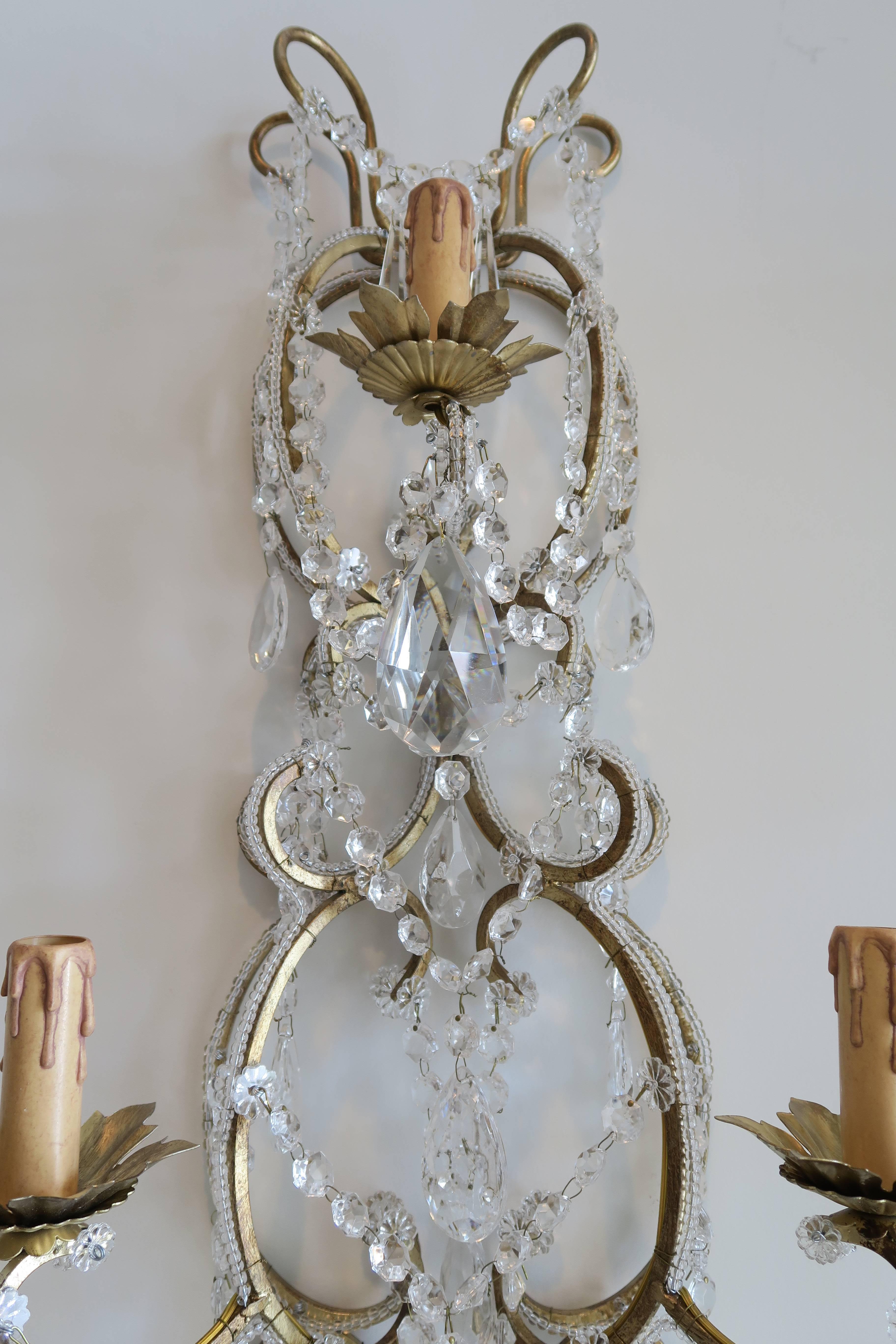 Louis XV Pair of Italian Beaded Crystal Sconces in Antique Gold Frame, Italy For Sale