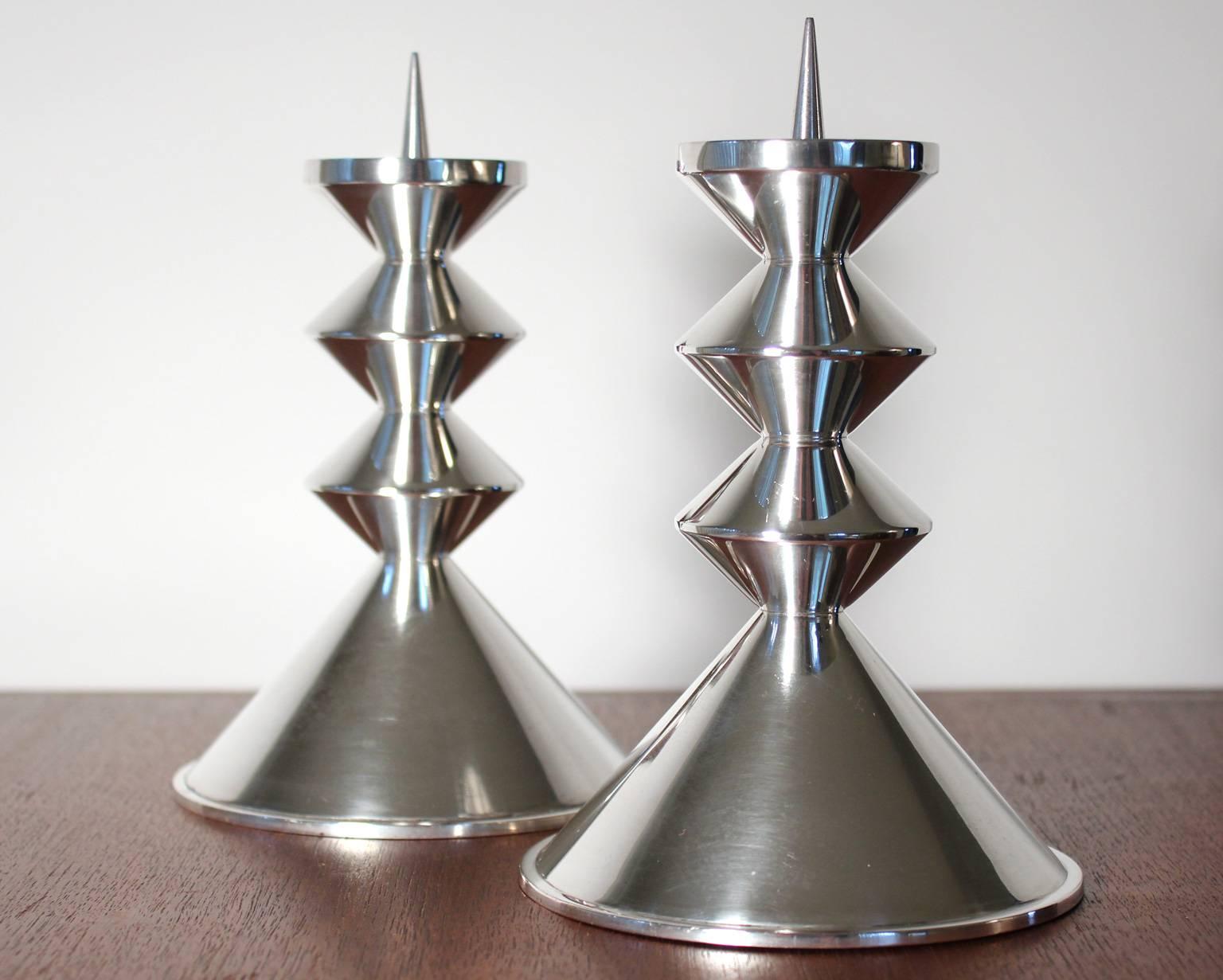 Pair of minimalist mid century modern sterling silver candleholders made in London, England, 1964. Hallmarks as pictured. Each piece measuring 7