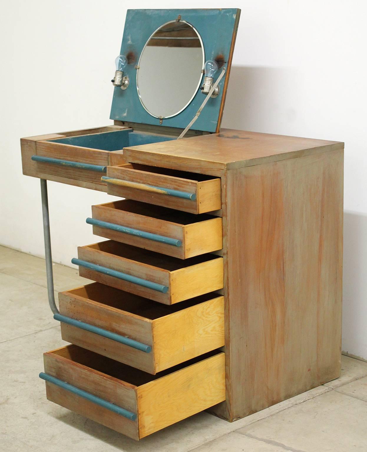 1940s Modern Custom Built Redwood Vanity Desk In Good Condition In San Diego, CA