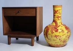 Große chinesische Porzellanvase mit handbemaltem kaiserlichem Drachen, Vintage