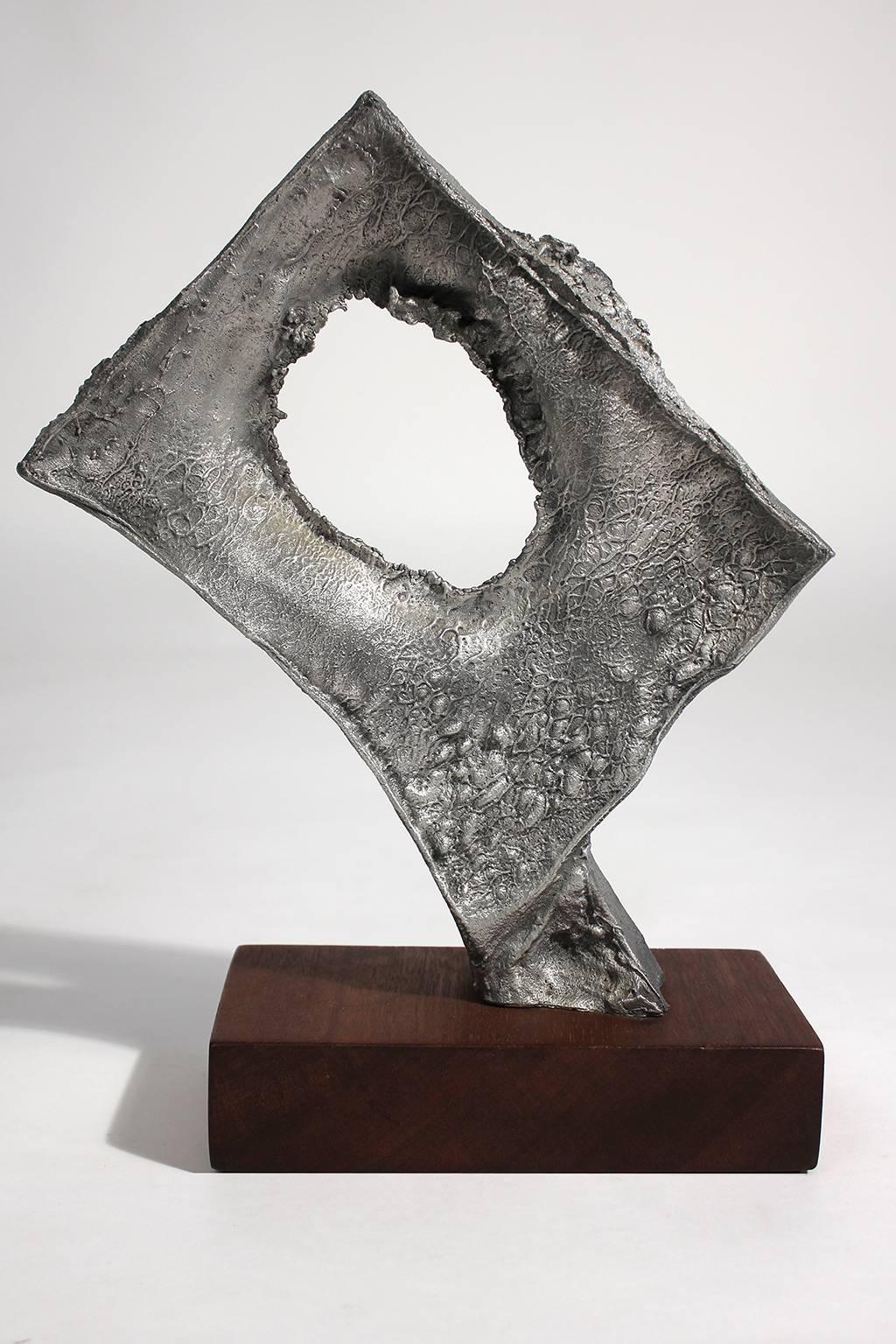 Abstract Modernist Aluminium and Walnut Free-Form Sculpture In Excellent Condition In San Diego, CA