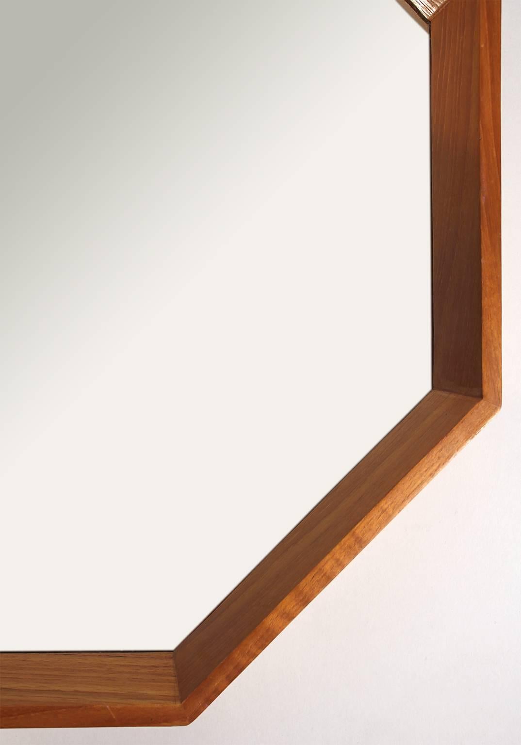 Modernist Danish Teak Octagon Mirror by M.M. Spejle In Excellent Condition In San Diego, CA