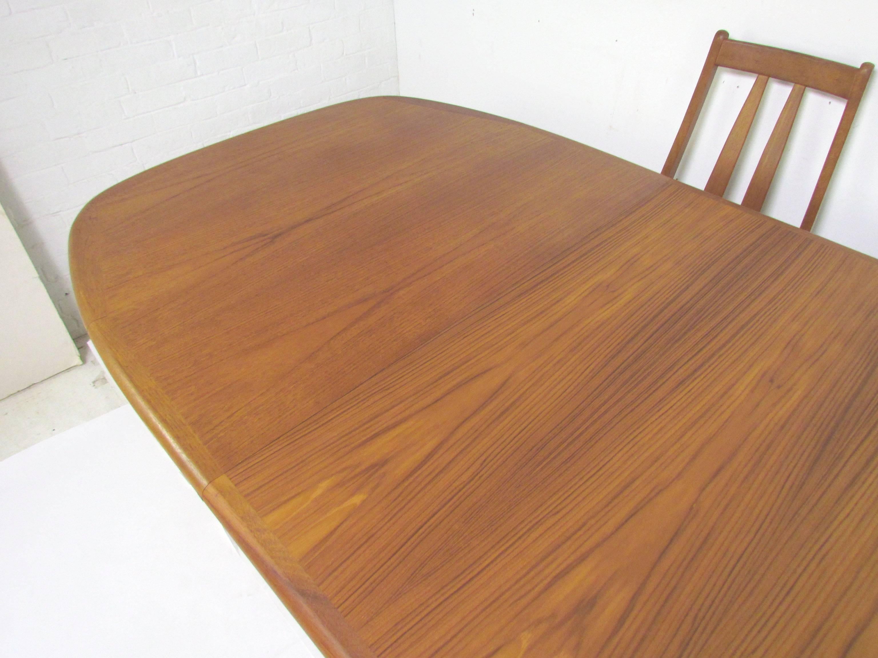 Cord Danish Teak Dining Set, Expandable Oval Table and Six Chairs, circa 1970s