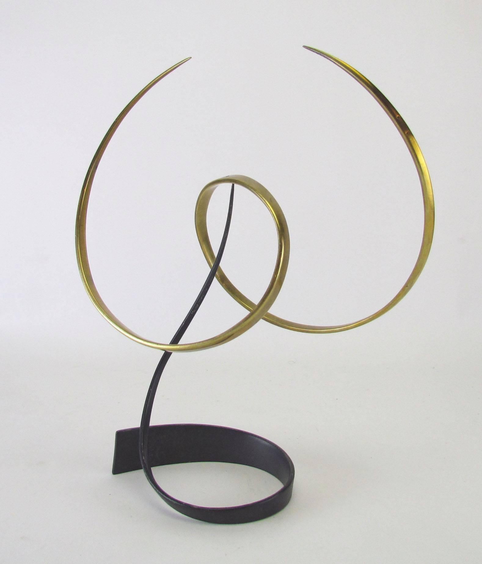 Mid-Century Modern Abstract Kinetic Brass and Bronze Table Sculpture, circa 1970s