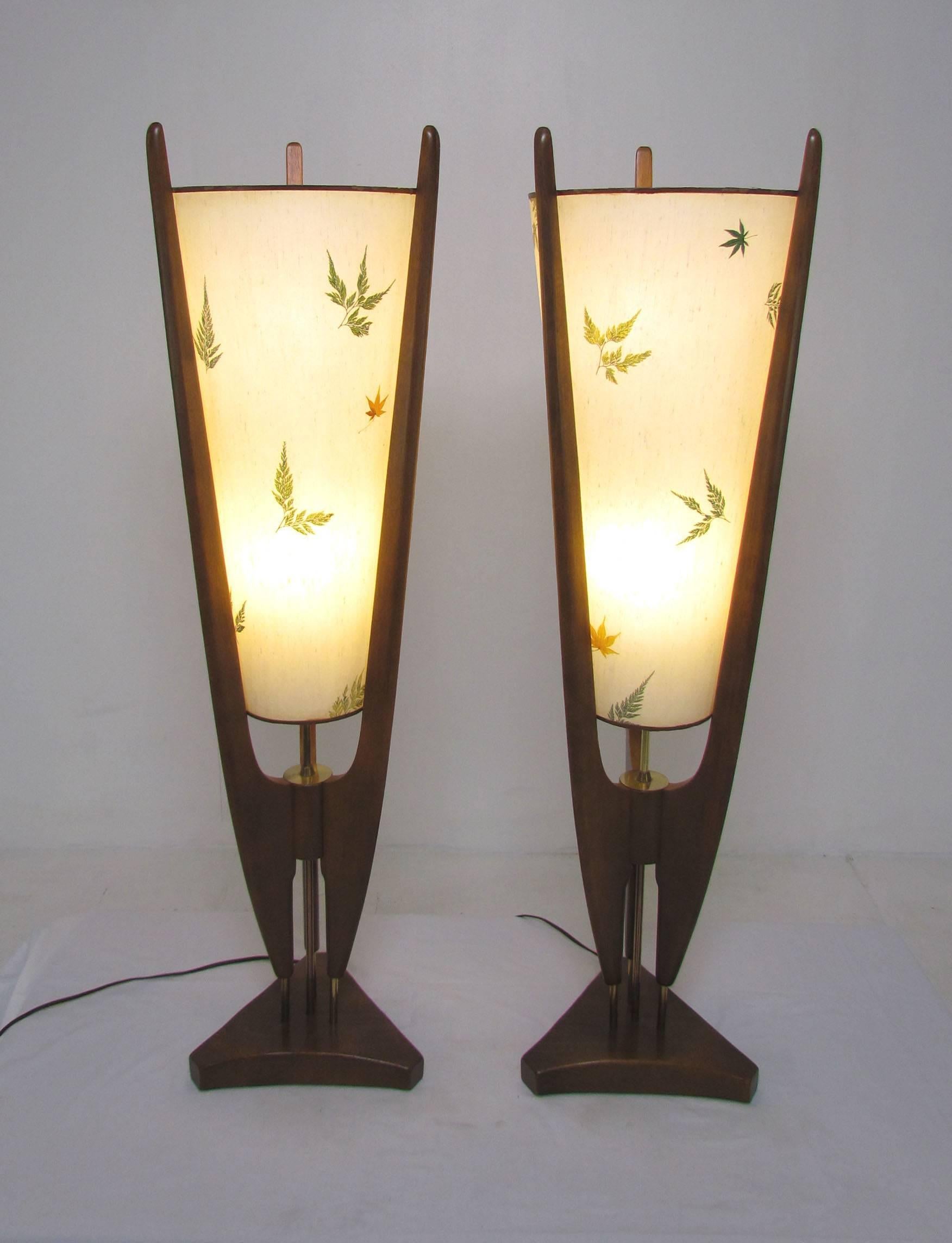 Pair of Mid-Century Table Lamps by Modeline 1