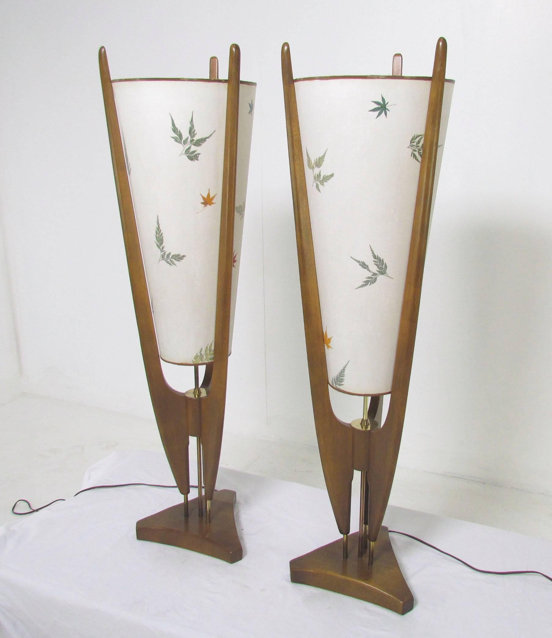 Pair of Mid-Century Table Lamps by Modeline 2