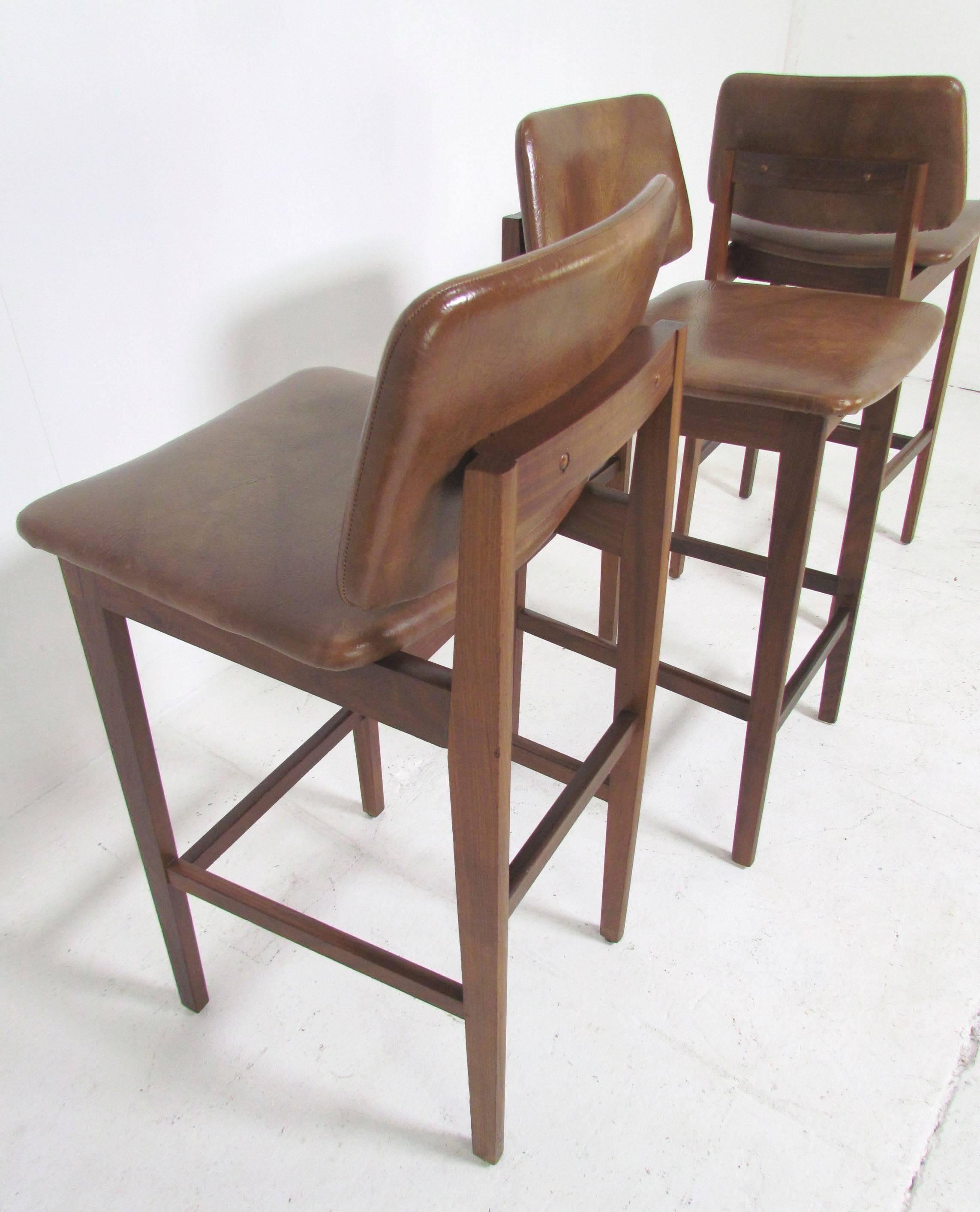 Set of Three Danish Modern Teak Bar Stools, circa 1960s In Good Condition In Peabody, MA