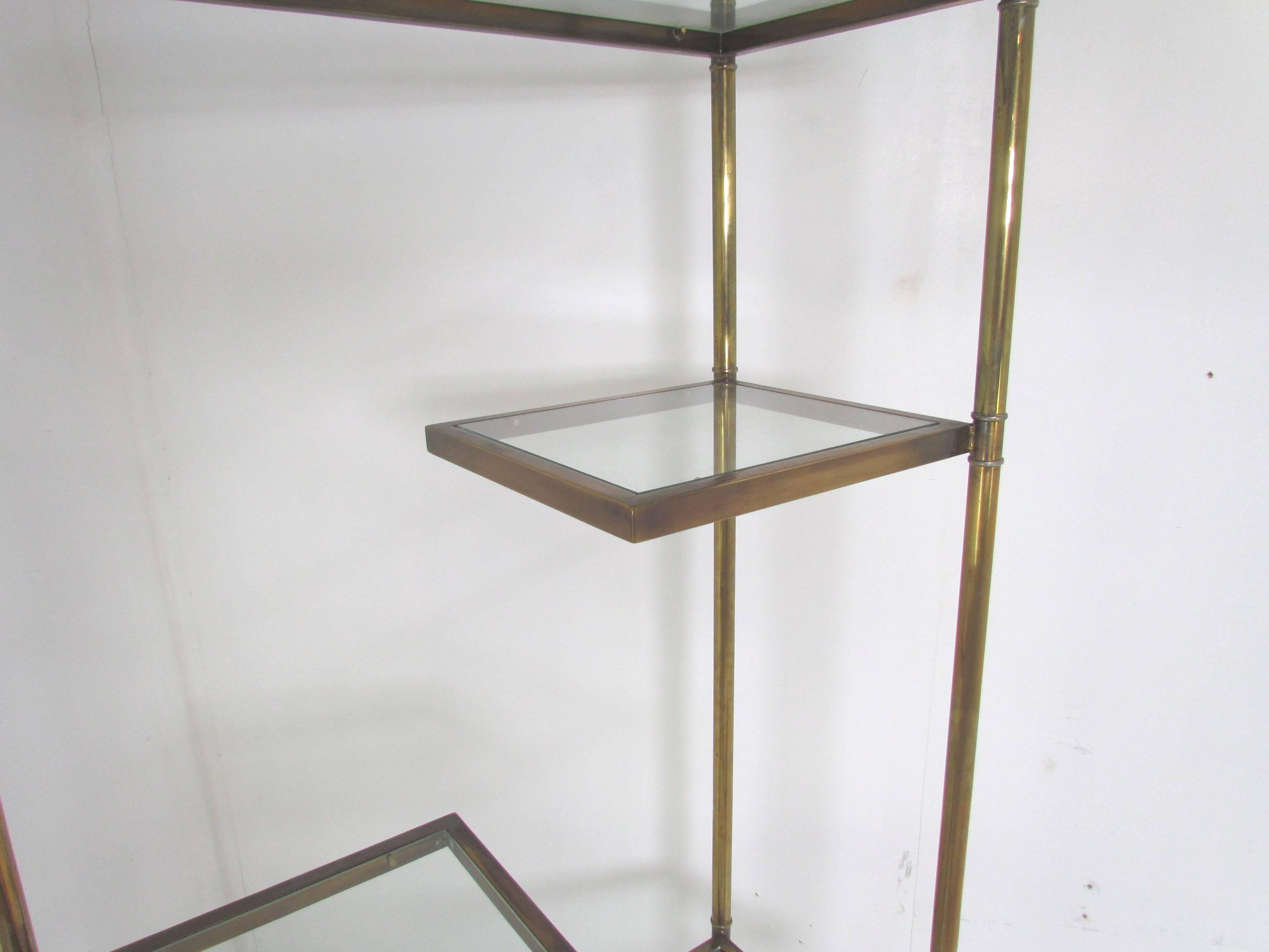 Hollywood Regency Étagère in Brass with Cantilevered Display Shelves 1