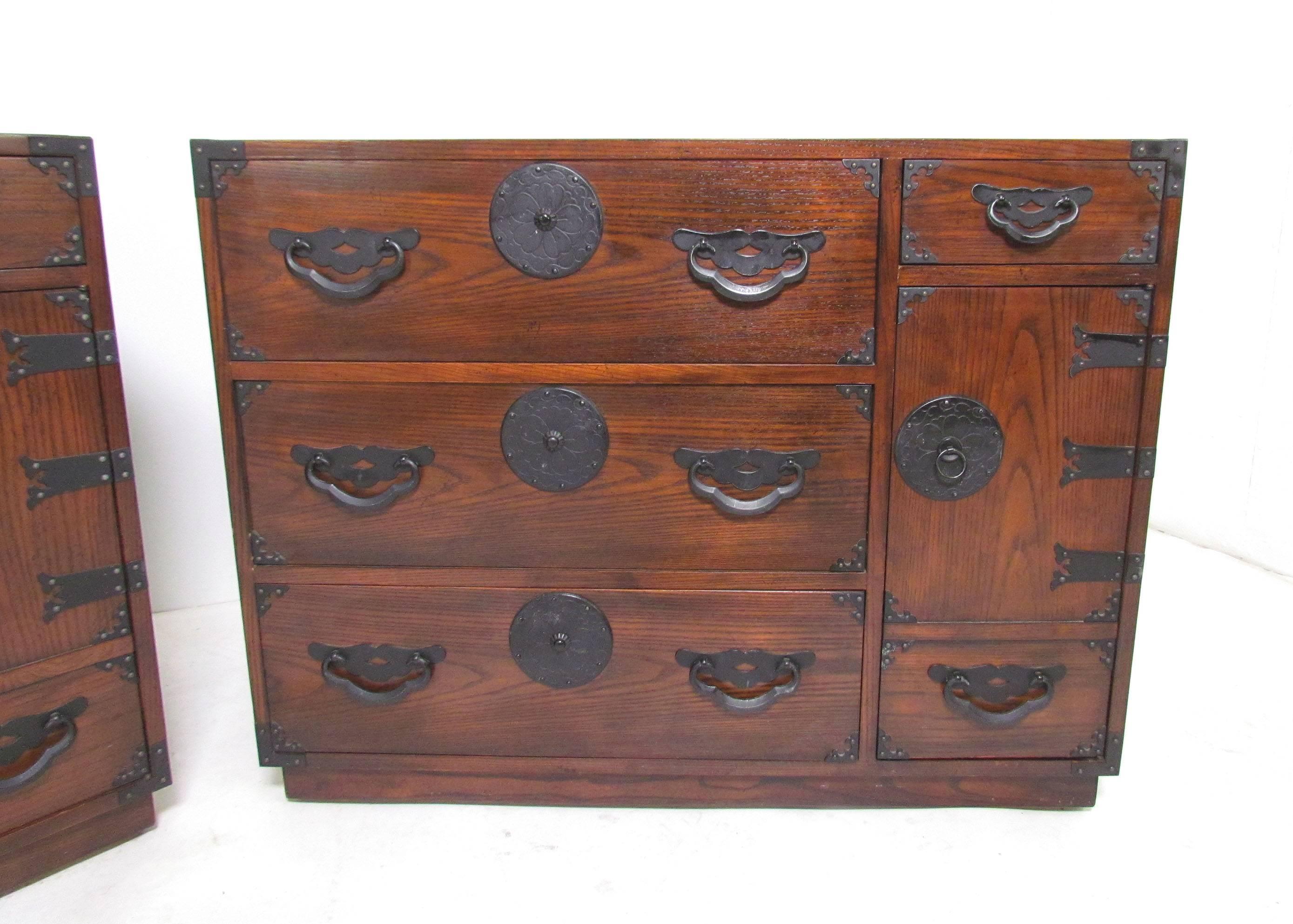 Versatile Pair of Tansu Chests by Baker Furniture, circa 1960s In Good Condition In Peabody, MA