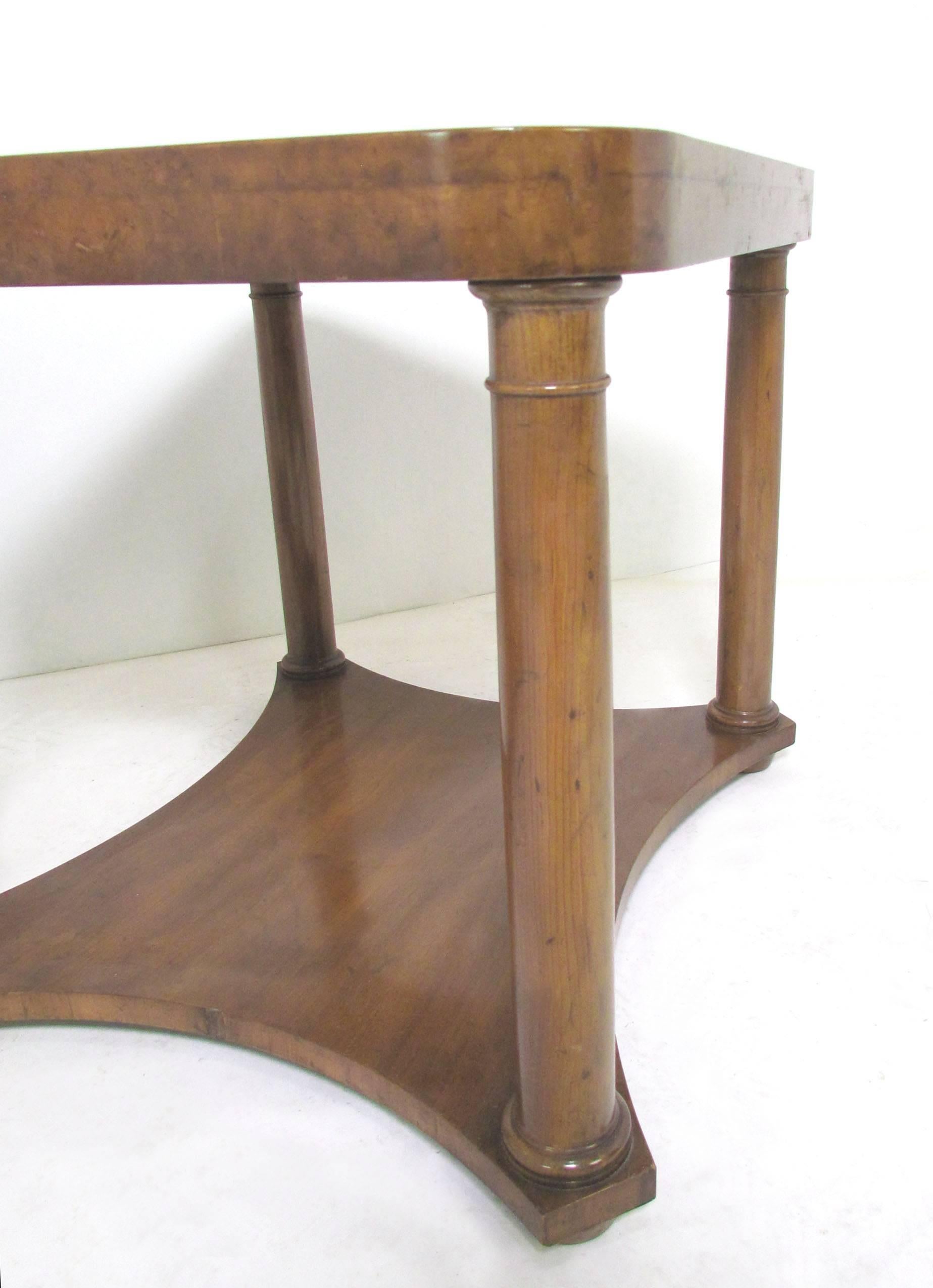 Pair of Regency Style End Tables by Baker Furniture, circa 1960s In Good Condition In Peabody, MA