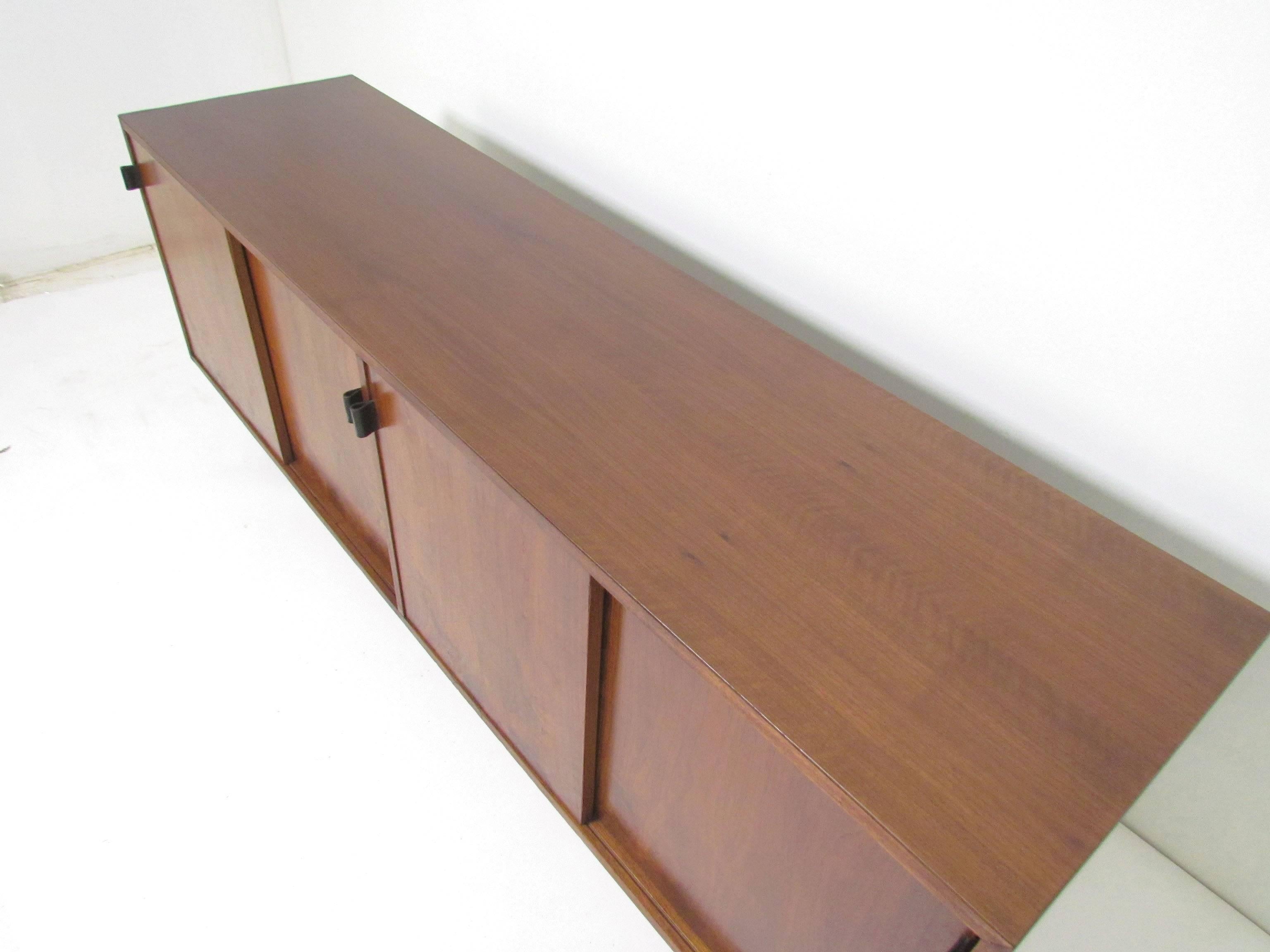 American Florence Knoll Credenza with Leather Pulls, circa 1960s