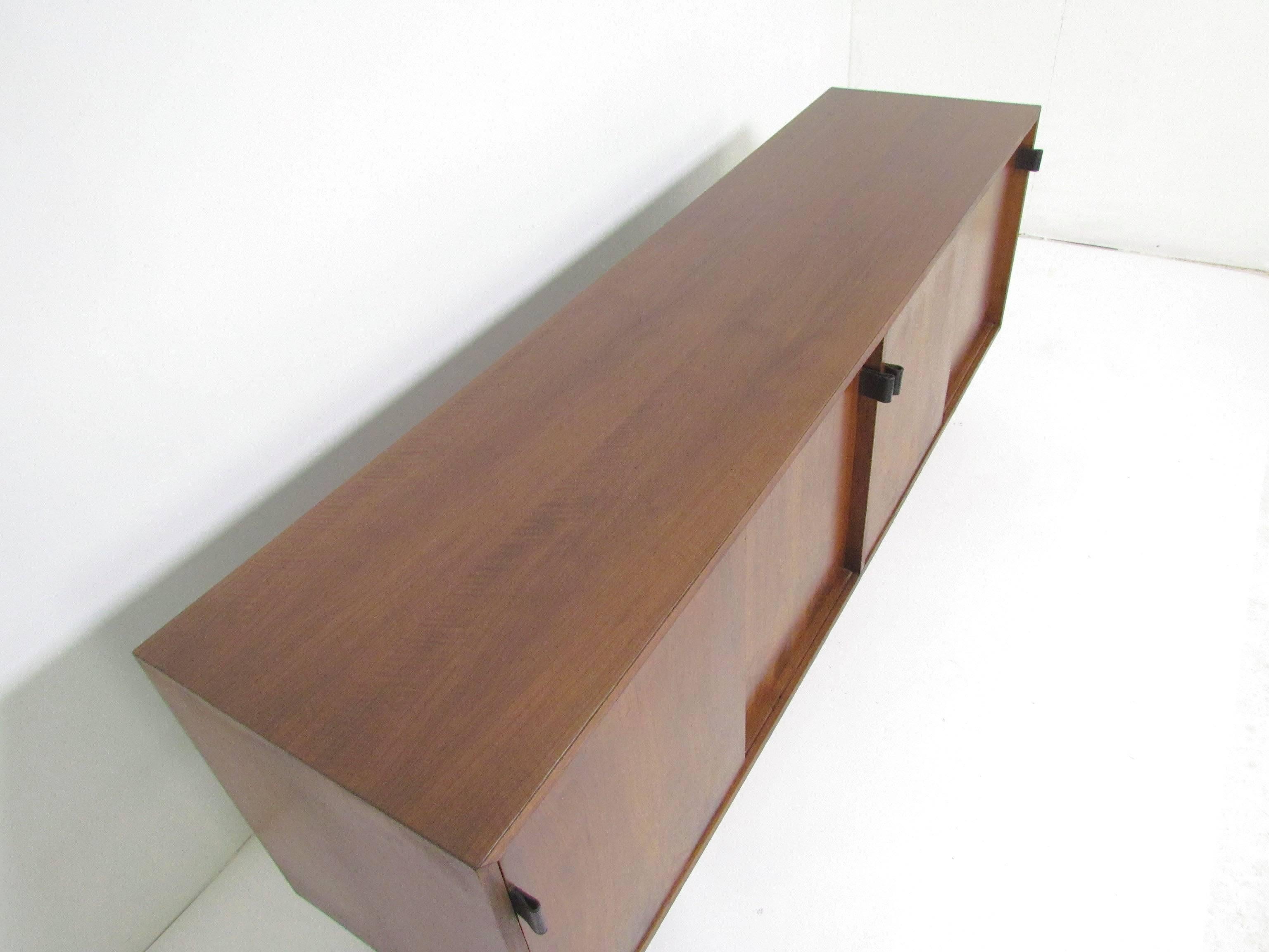 Mid-Century Modern Florence Knoll Credenza with Leather Pulls, circa 1960s