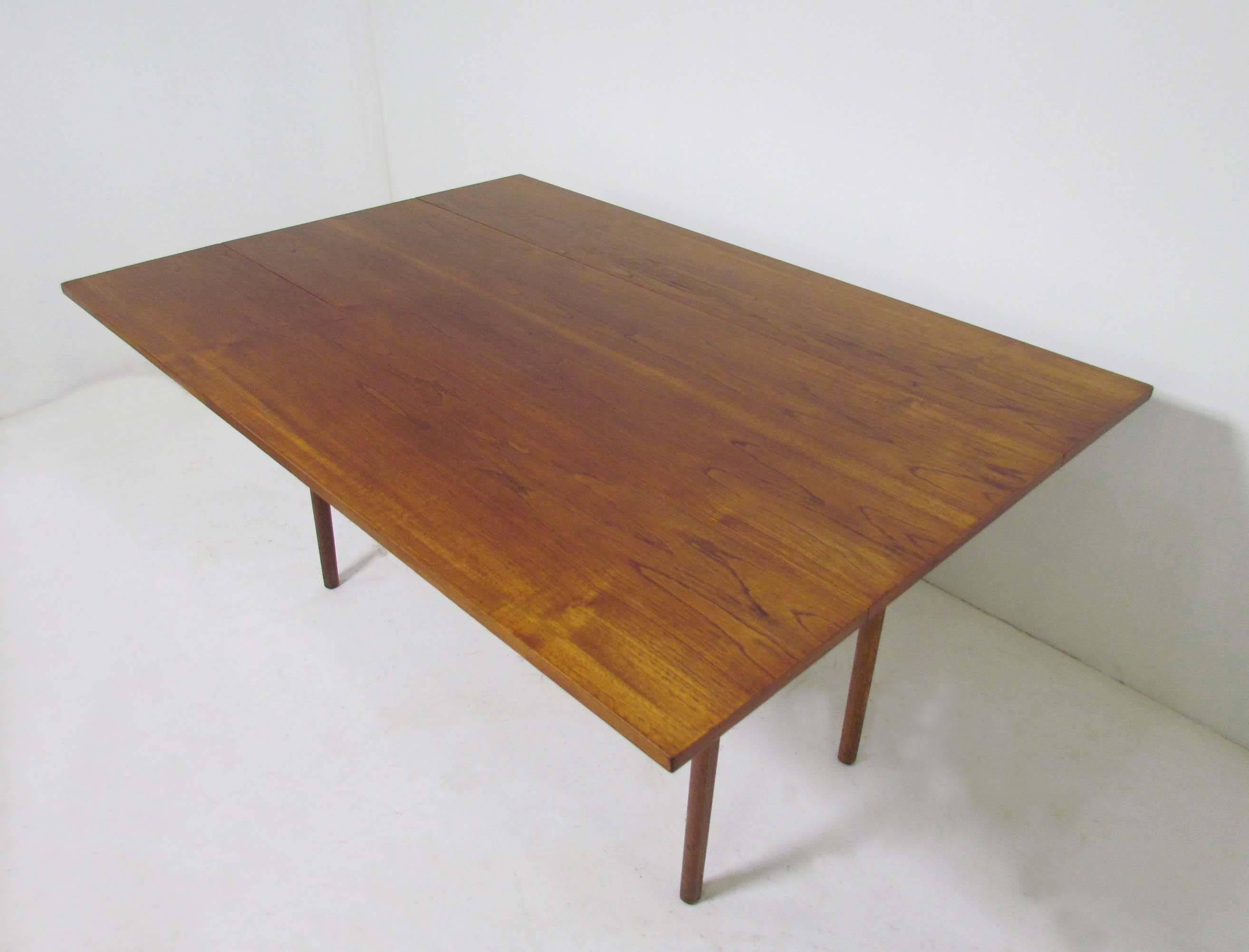 Danish Teak Drop-Leaf Harvest Dining Table, circa 1950s In Good Condition In Peabody, MA