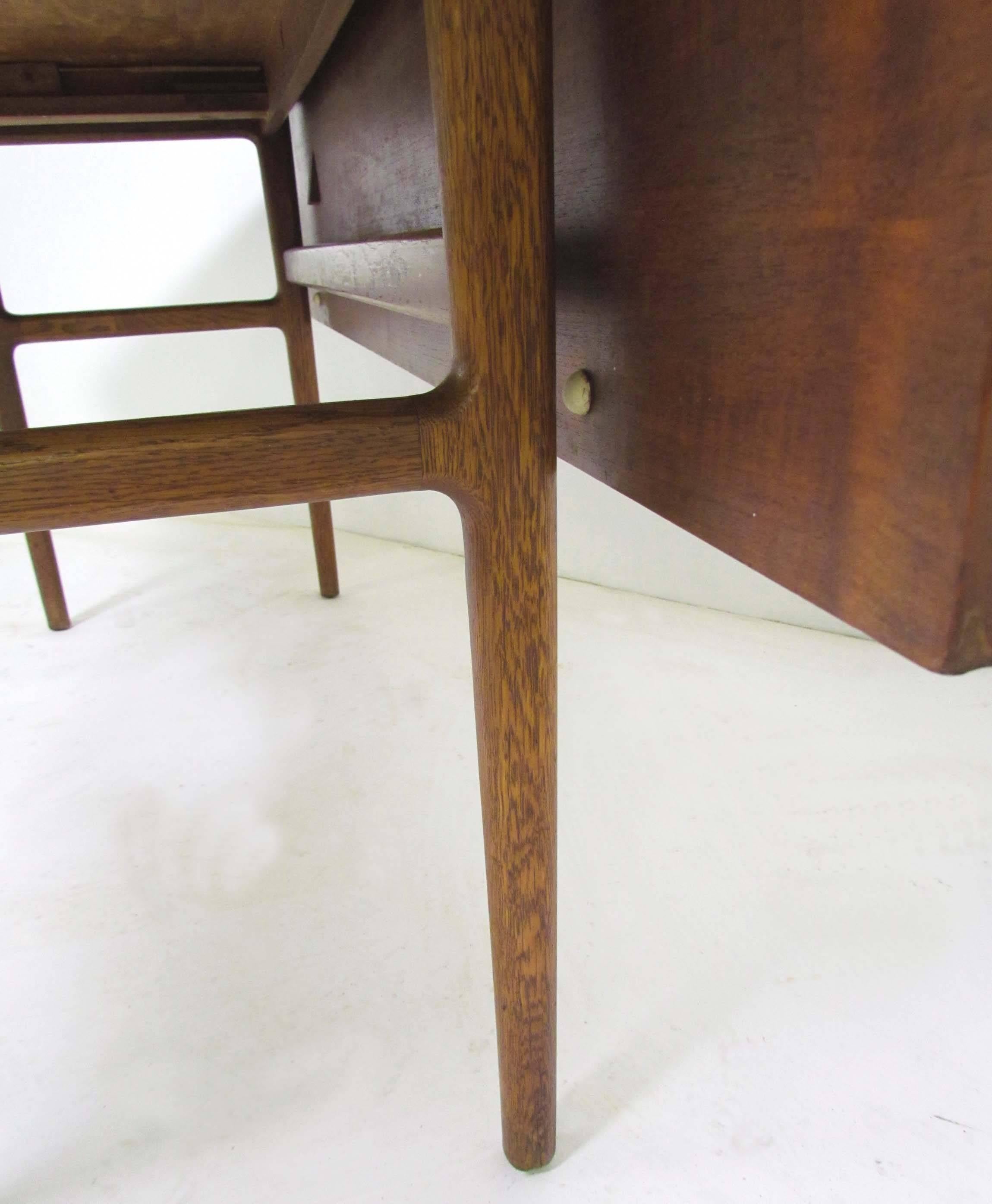 Danish Teak Drop-Leaf Harvest Dining Table, circa 1950s 1