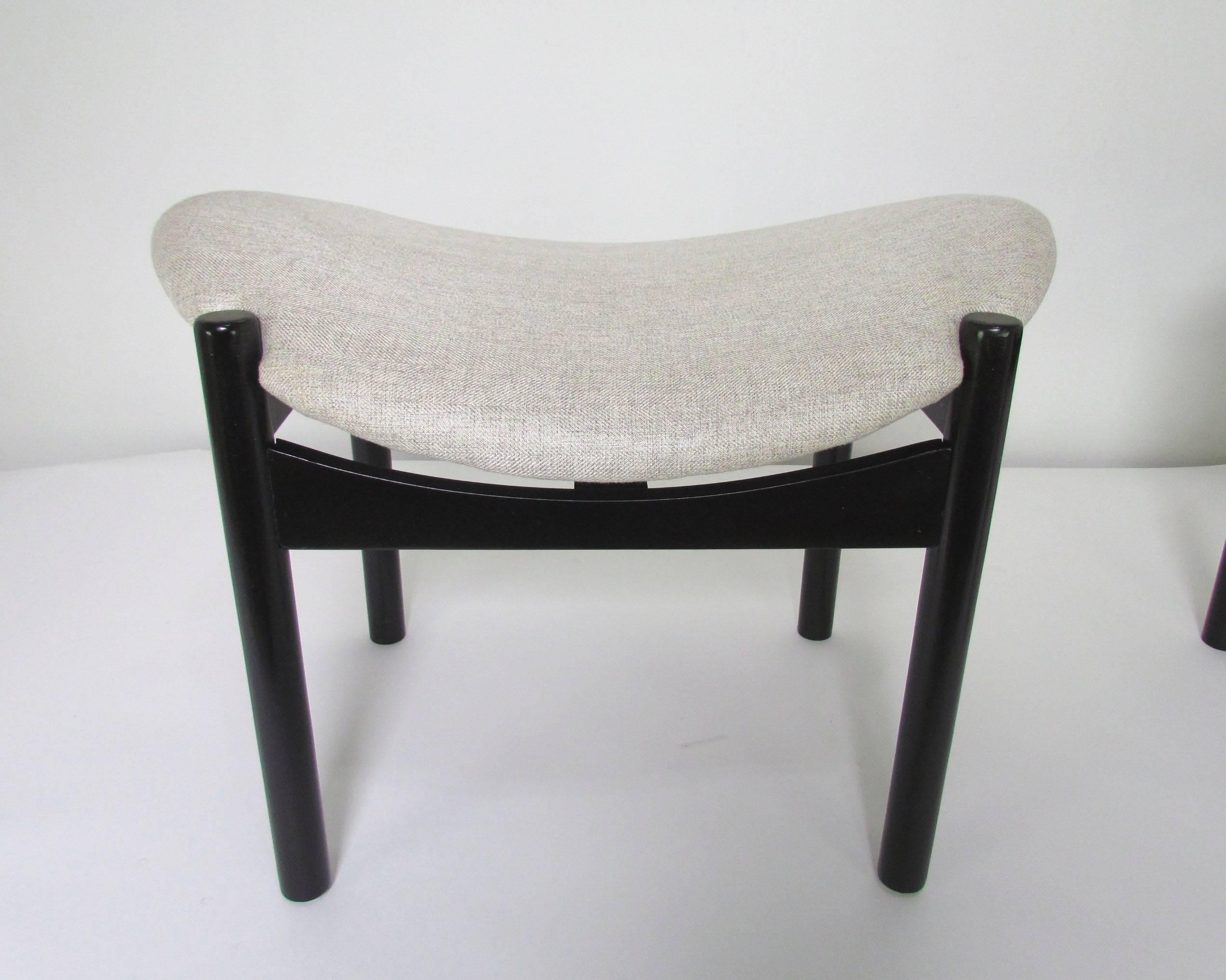 Pair of midcentury stools or single seat benches with wide 