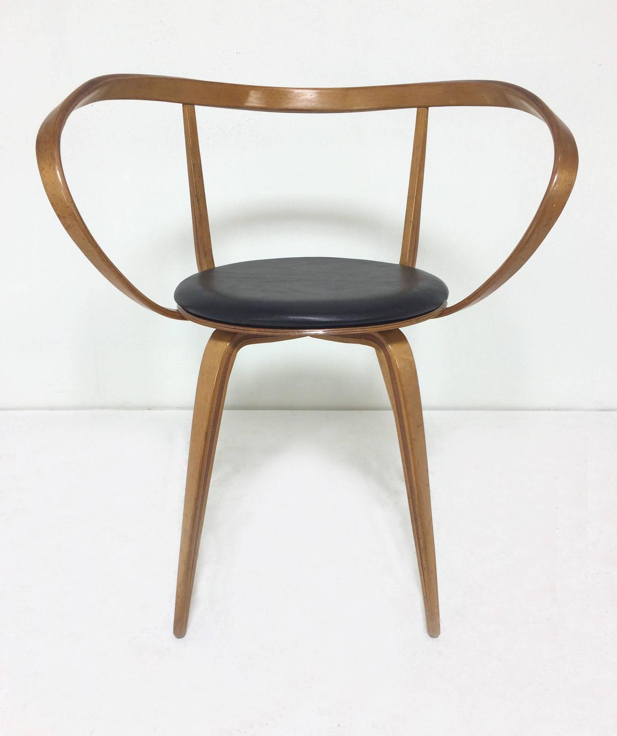 Nelson Pretzel Chair for Herman Miller, circa 1950s For Sale at
