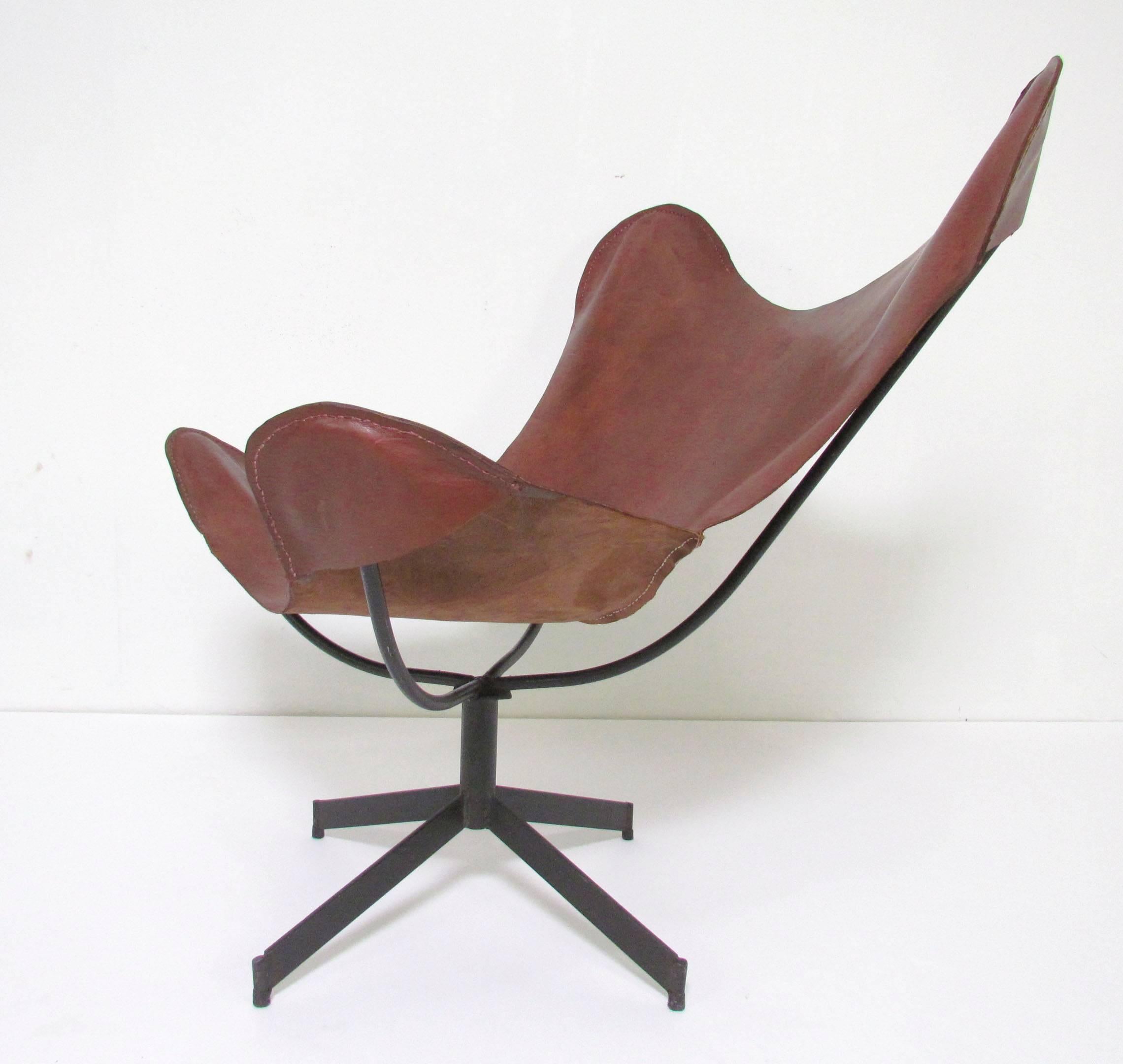 American Swivel Leather Sling Lounge Chair by Leathercrafter, New York, circa 1960s
