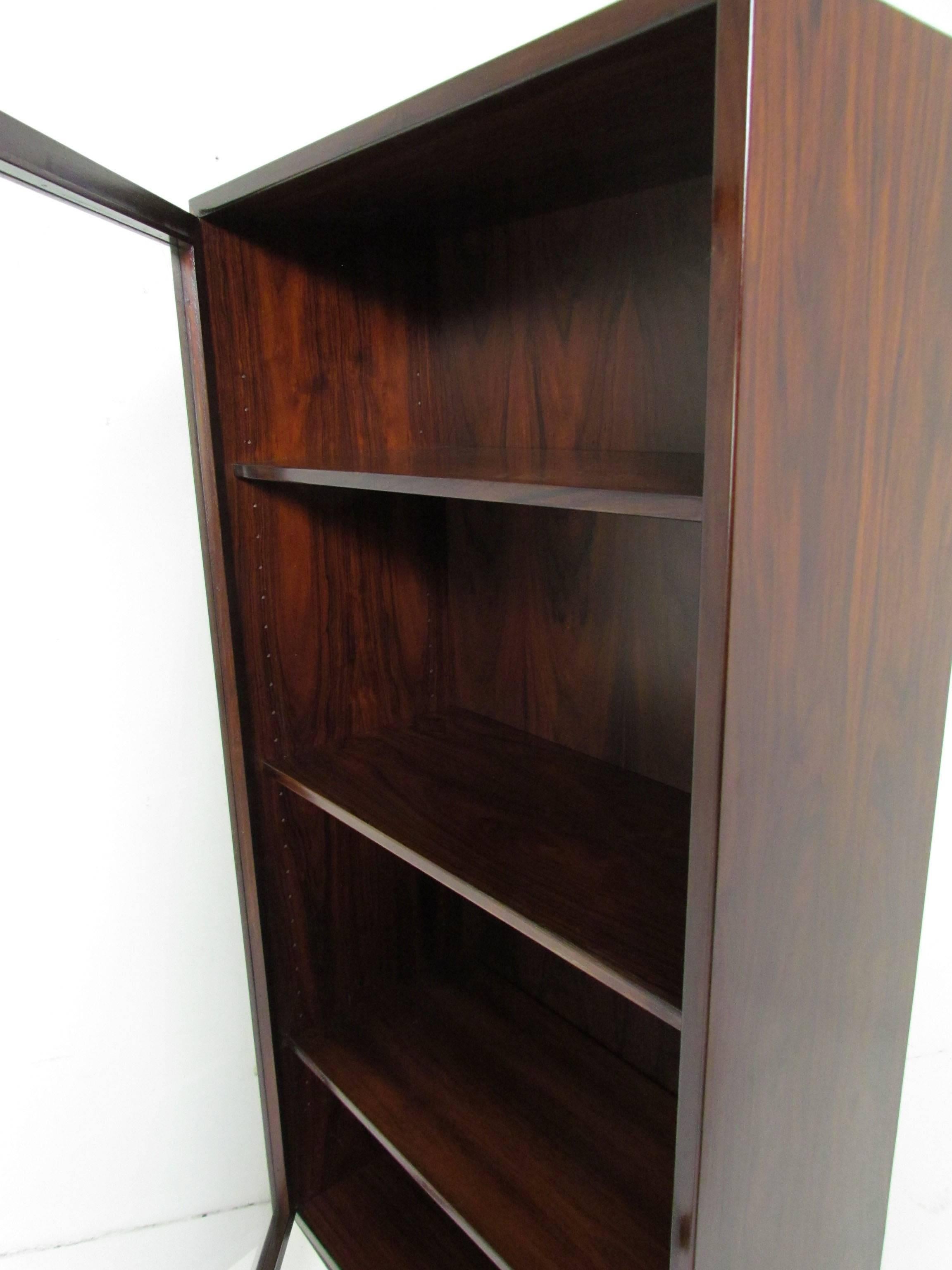 Scandinavian Modern Danish Rosewood Vitrine Display Cabinet / Book Case by Gunni Omann for Omann Jun