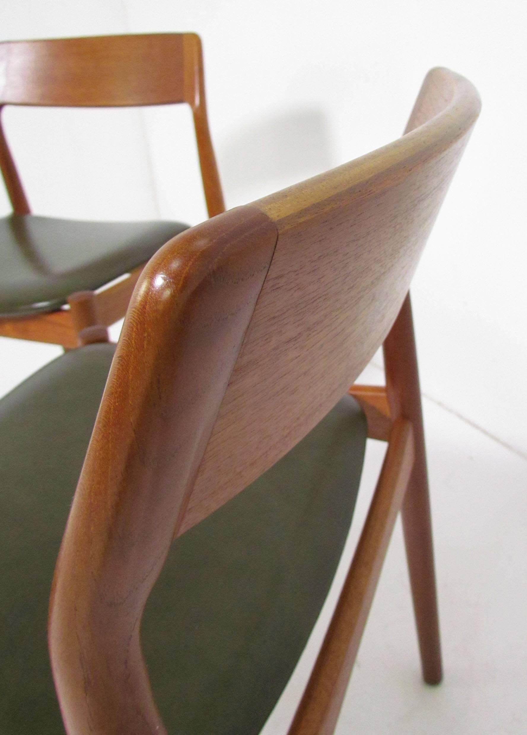 Set of Six Danish Teak Dining Chairs with Carved Backs by Scantic Mobelvaerk 1