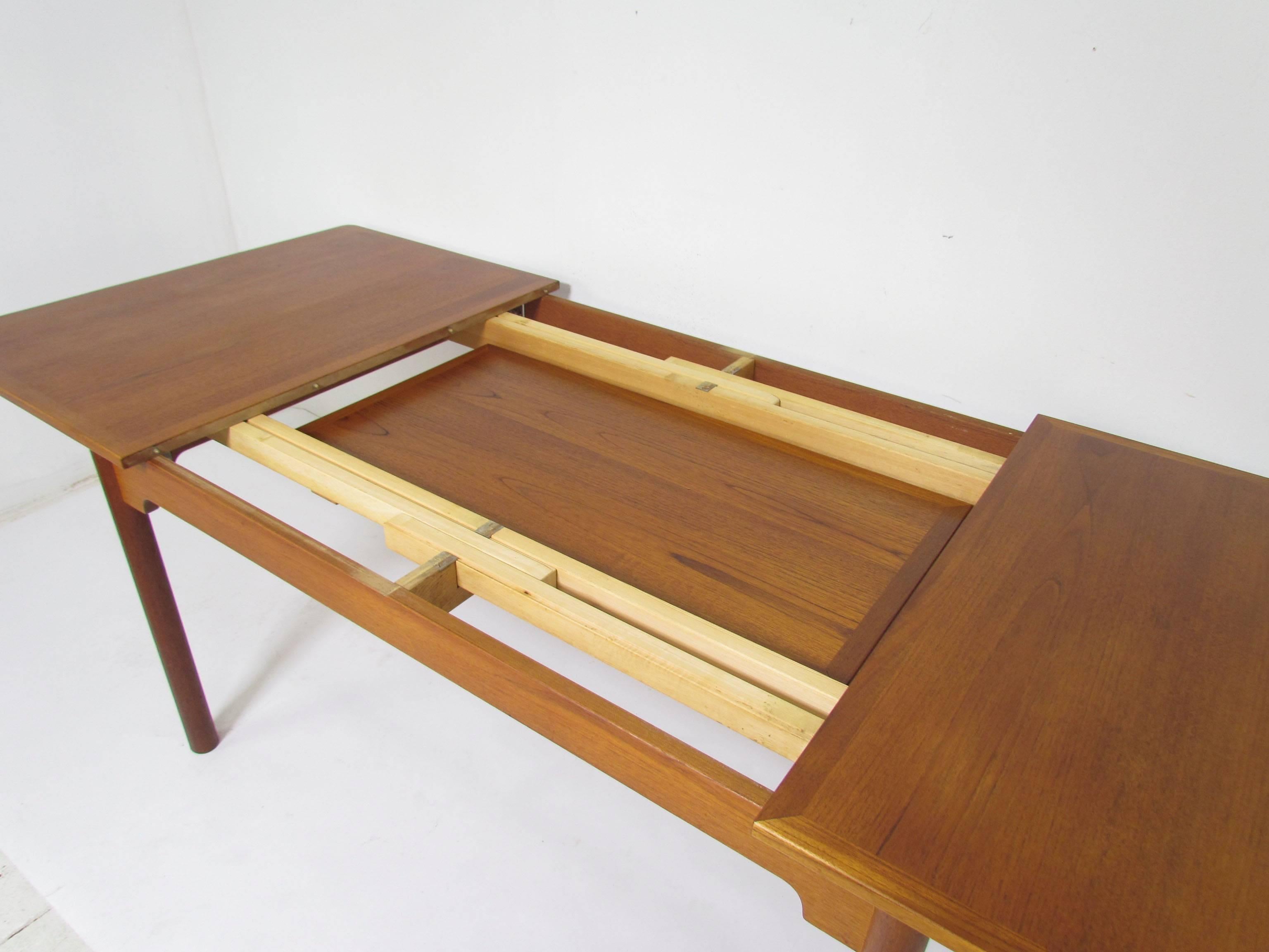 Danish Modern Teak Dining Table by Børge Mogensen for Andersson & Soner In Excellent Condition In Peabody, MA