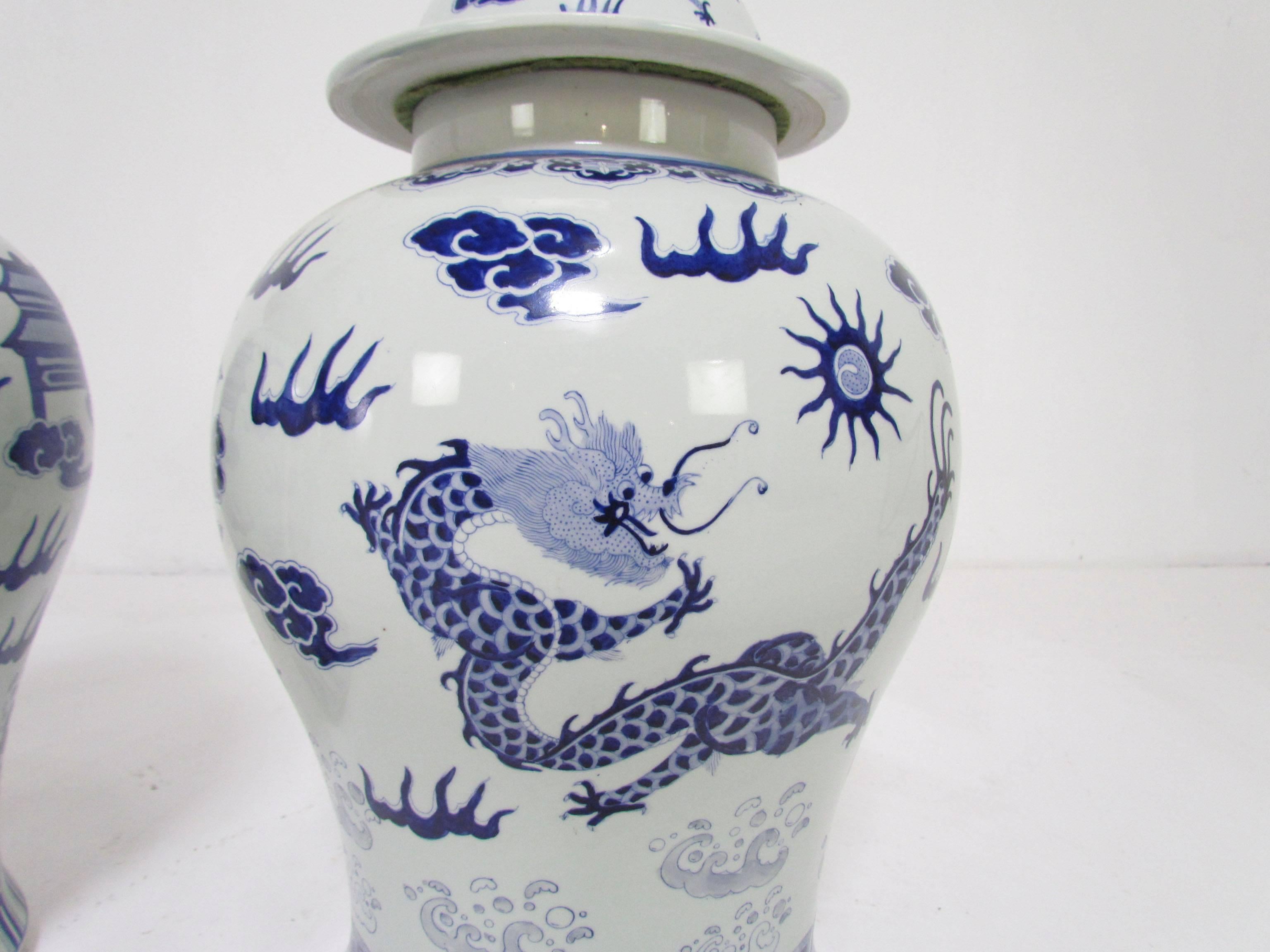 Pair of Blue and White Ginger Jar Lamps with Dragon Motif In Excellent Condition In Peabody, MA