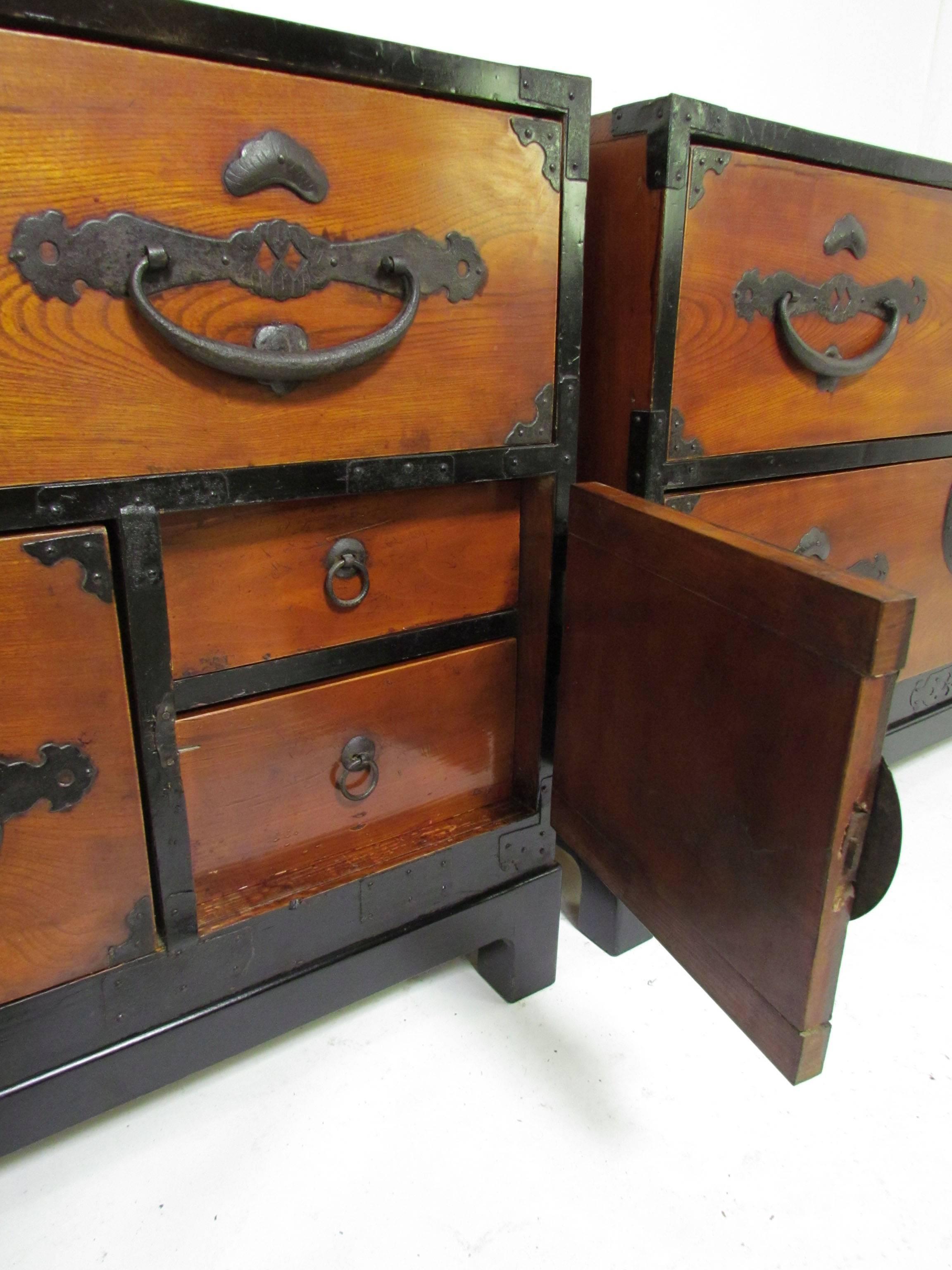 Pair of Antique Meiji Period Japanese Tansu Low Chests 4