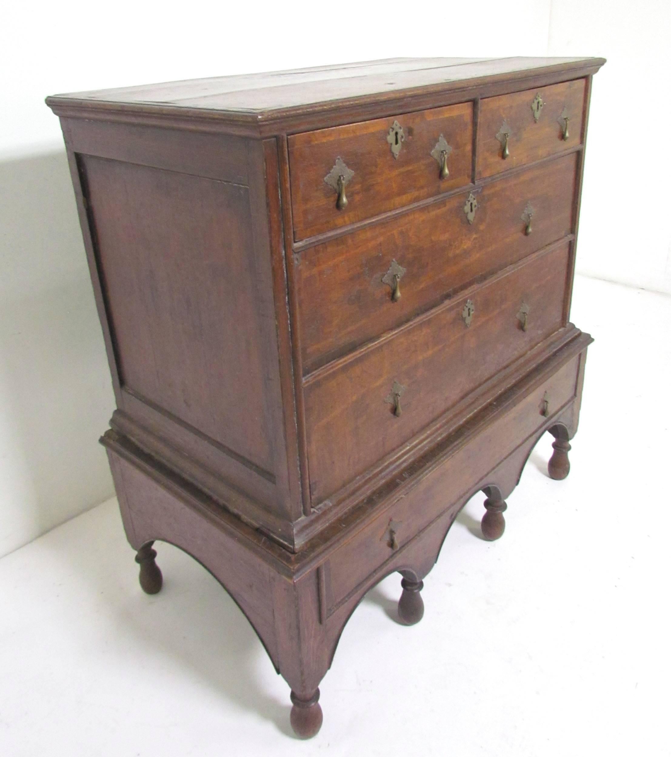 William and Mary Oak and Walnut Chest on Stand 2