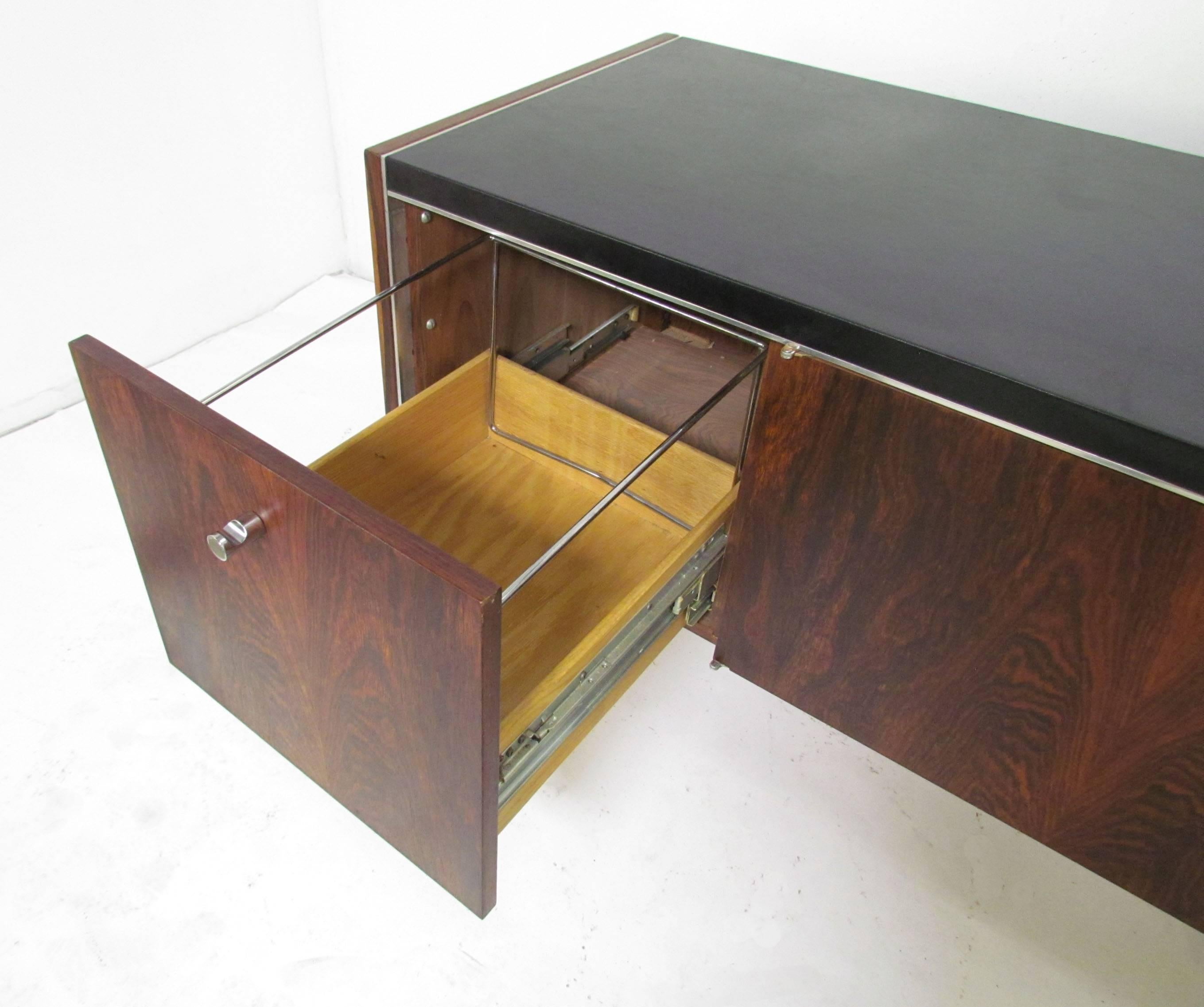 Rosewood Credenza with Leather Top by Herman Miller for Biltrite, circa 1970s In Good Condition In Peabody, MA