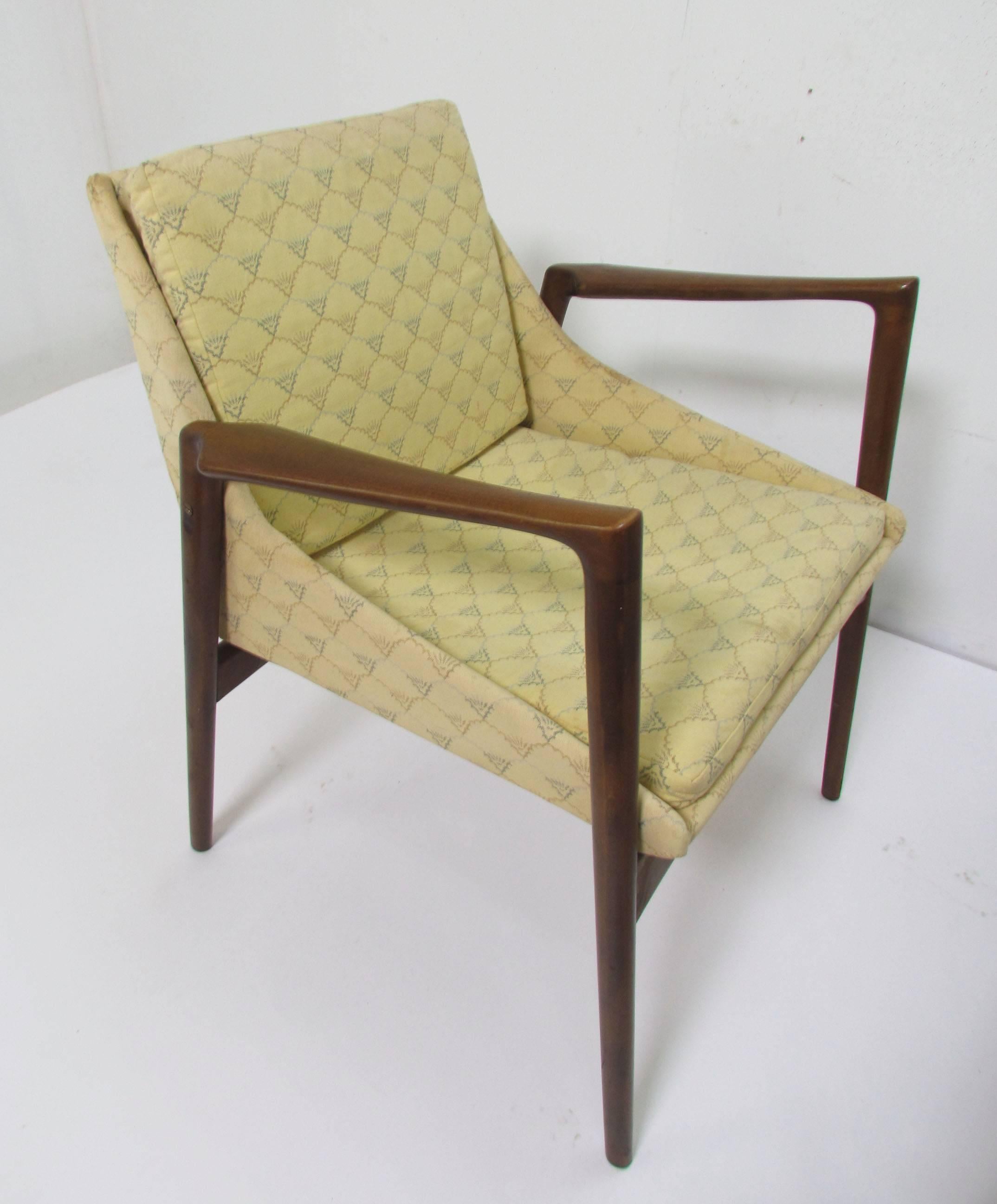 Pair of Ib Kofod-Larsen Danish Lounge Chairs for Selig In Good Condition In Peabody, MA