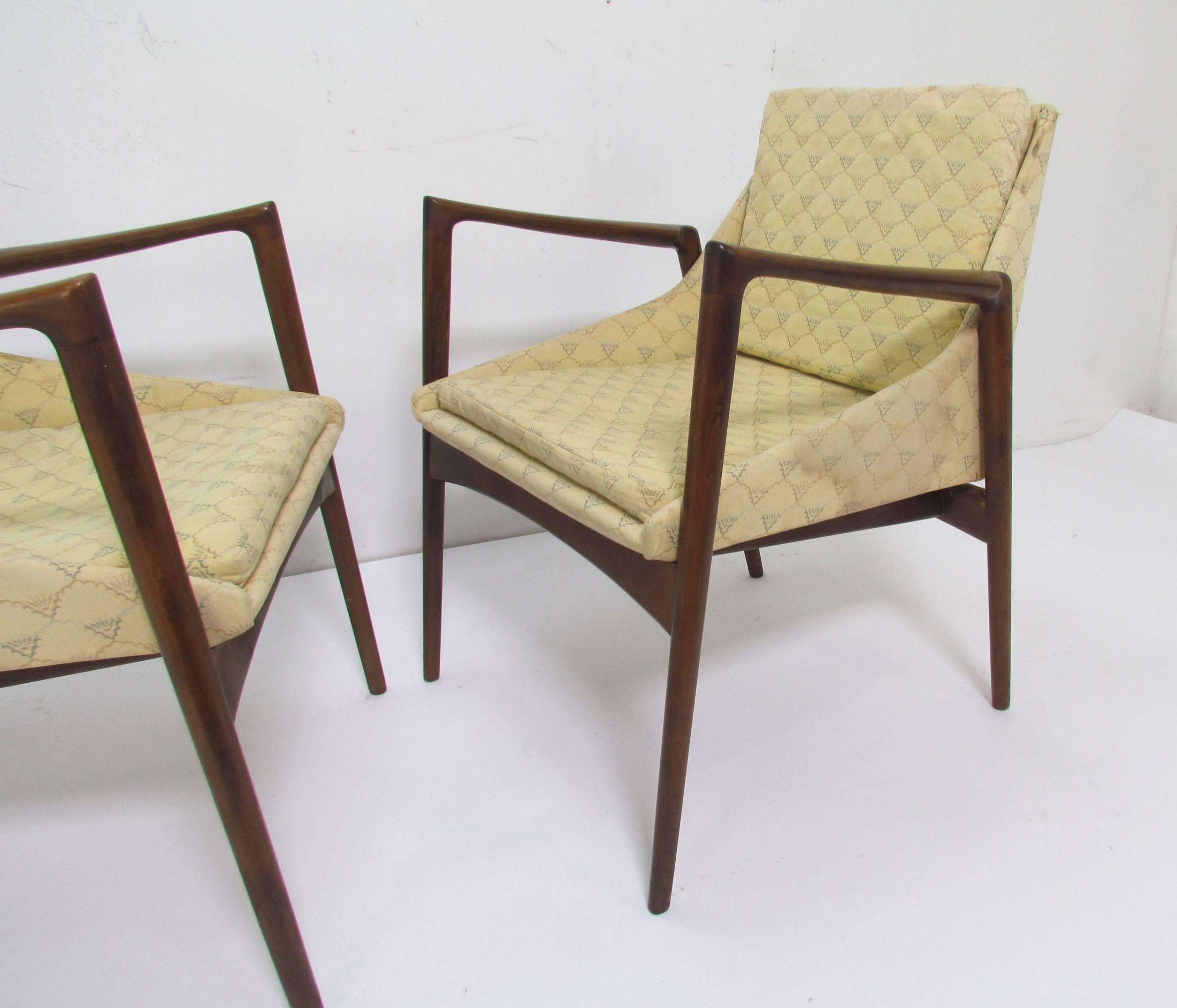 Scandinavian Modern Pair of Ib Kofod-Larsen Danish Lounge Chairs for Selig