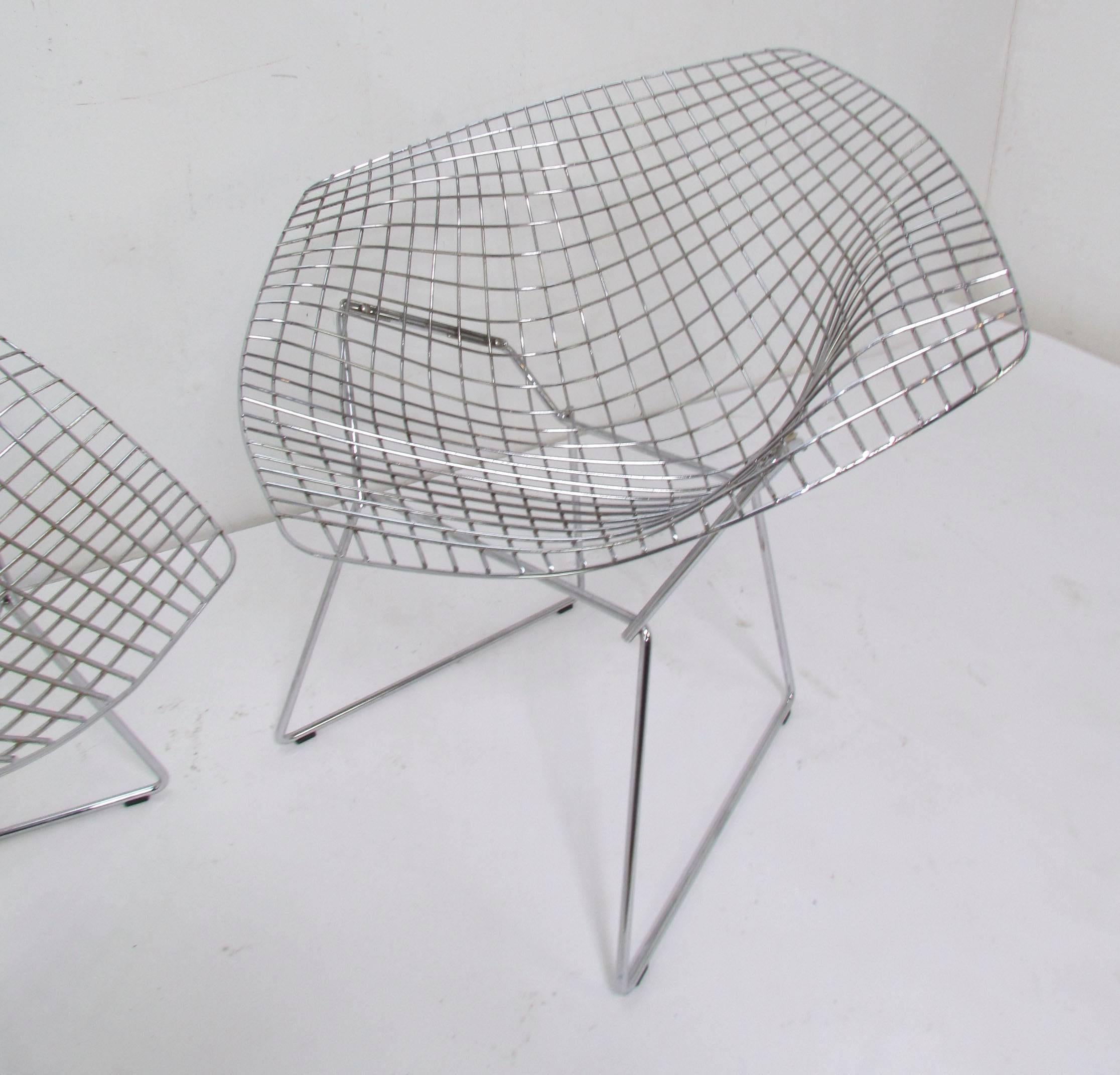 Pair of Signed Knoll Bertoia Diamond Chairs in Stainless Steel In Good Condition In Peabody, MA