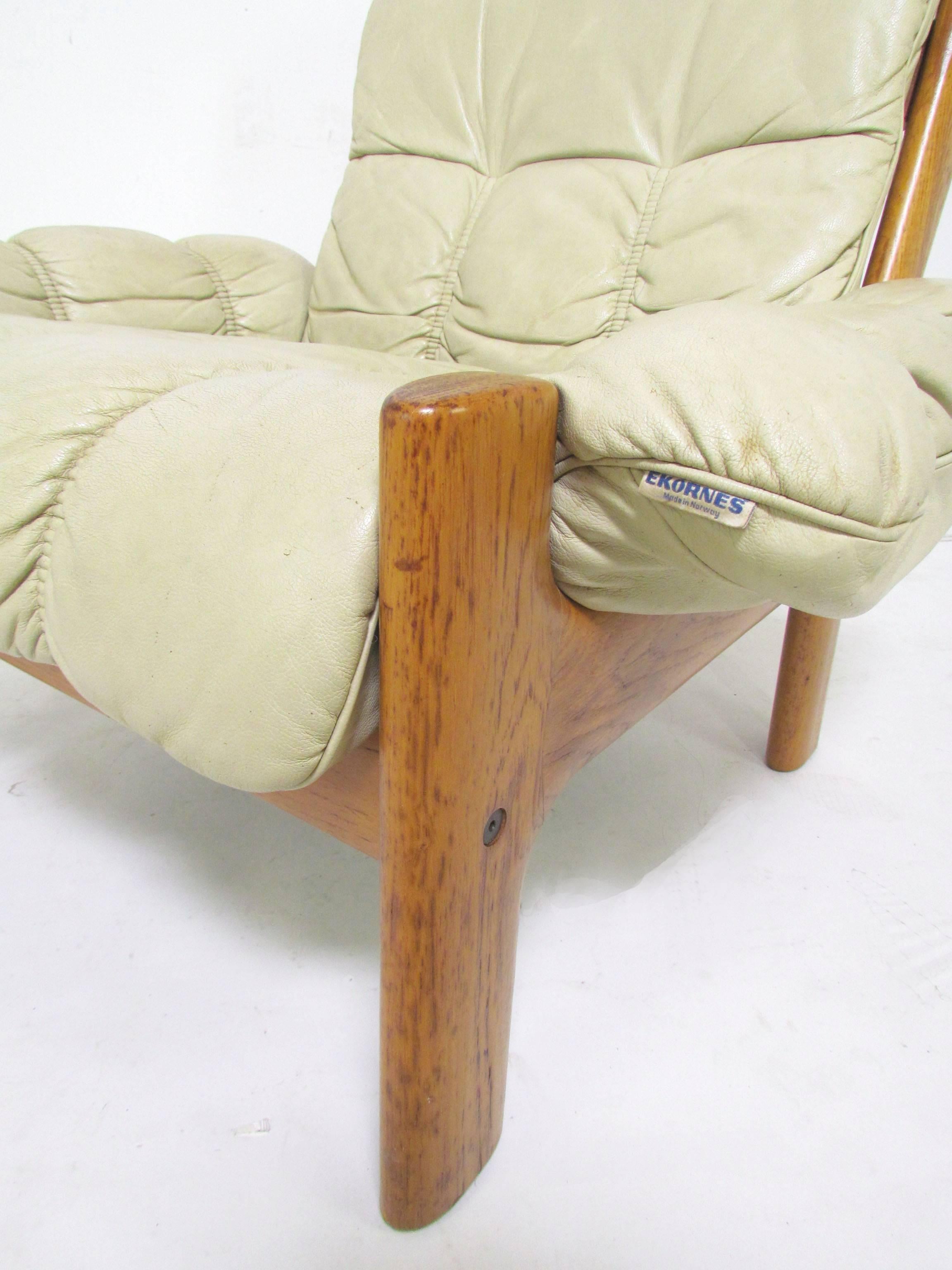 Scandinavian Modern Teak and Leather Lounge Chair by Ekornes 1