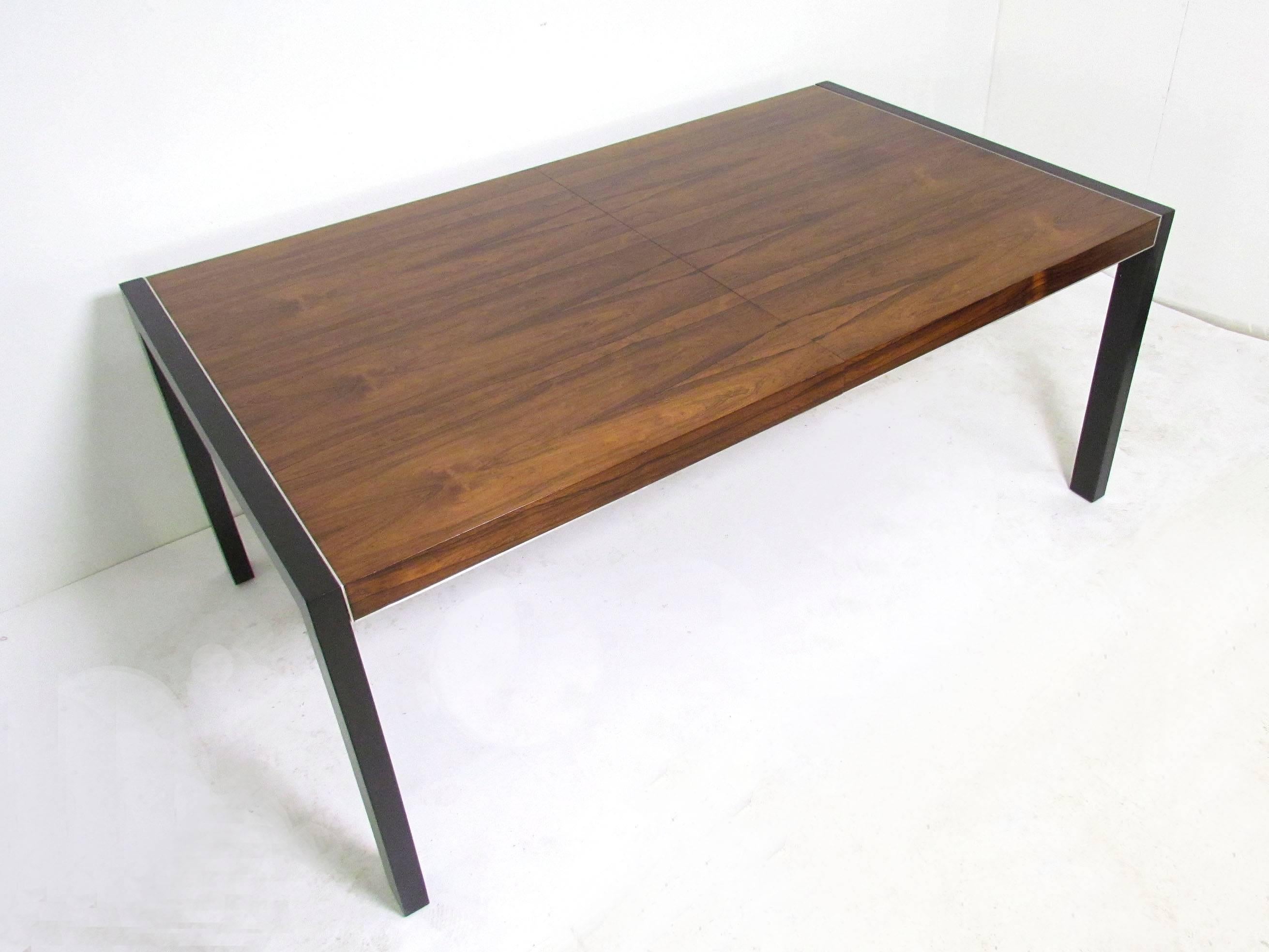 Mid-Century Modern Rosewood Dining Table with Two Leaves by Robert Baron for Glenn of California