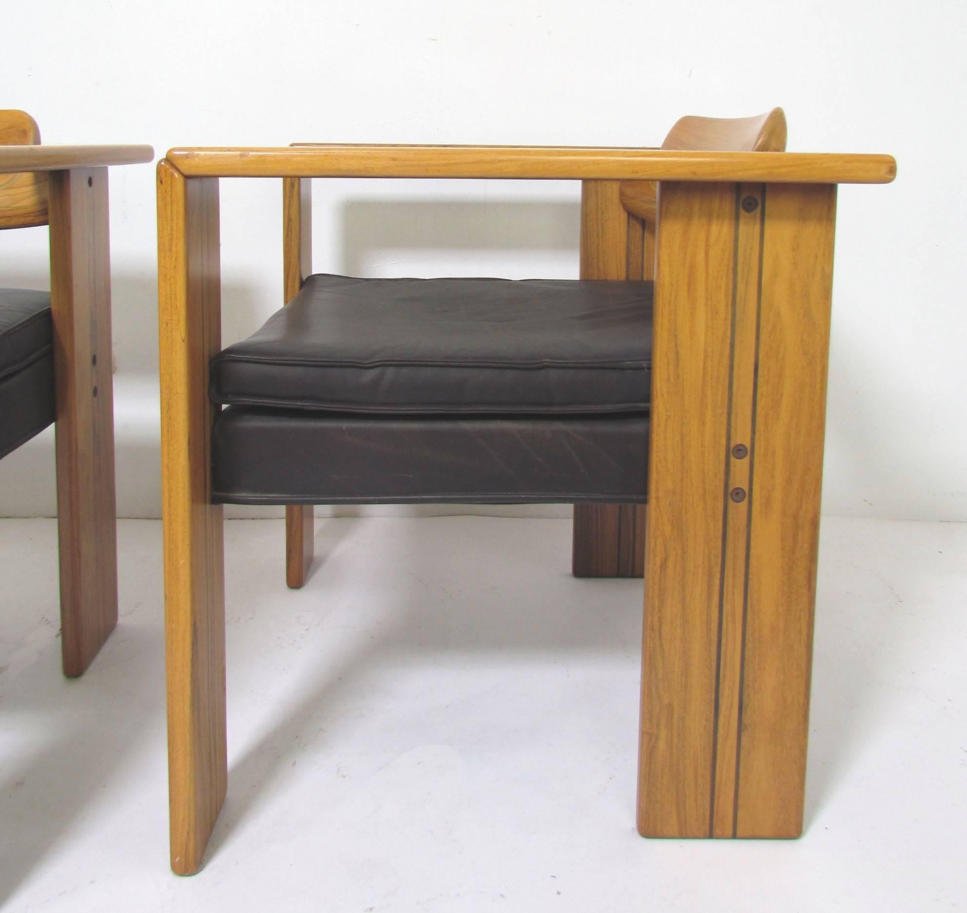 Set of six dining chairs of inlaid walnut, original leather seat cushions, designed by Afra and Tobia Scarpa for the Artona series by Maxalto, Italy, circa 1970s. 

Arm height is 25".