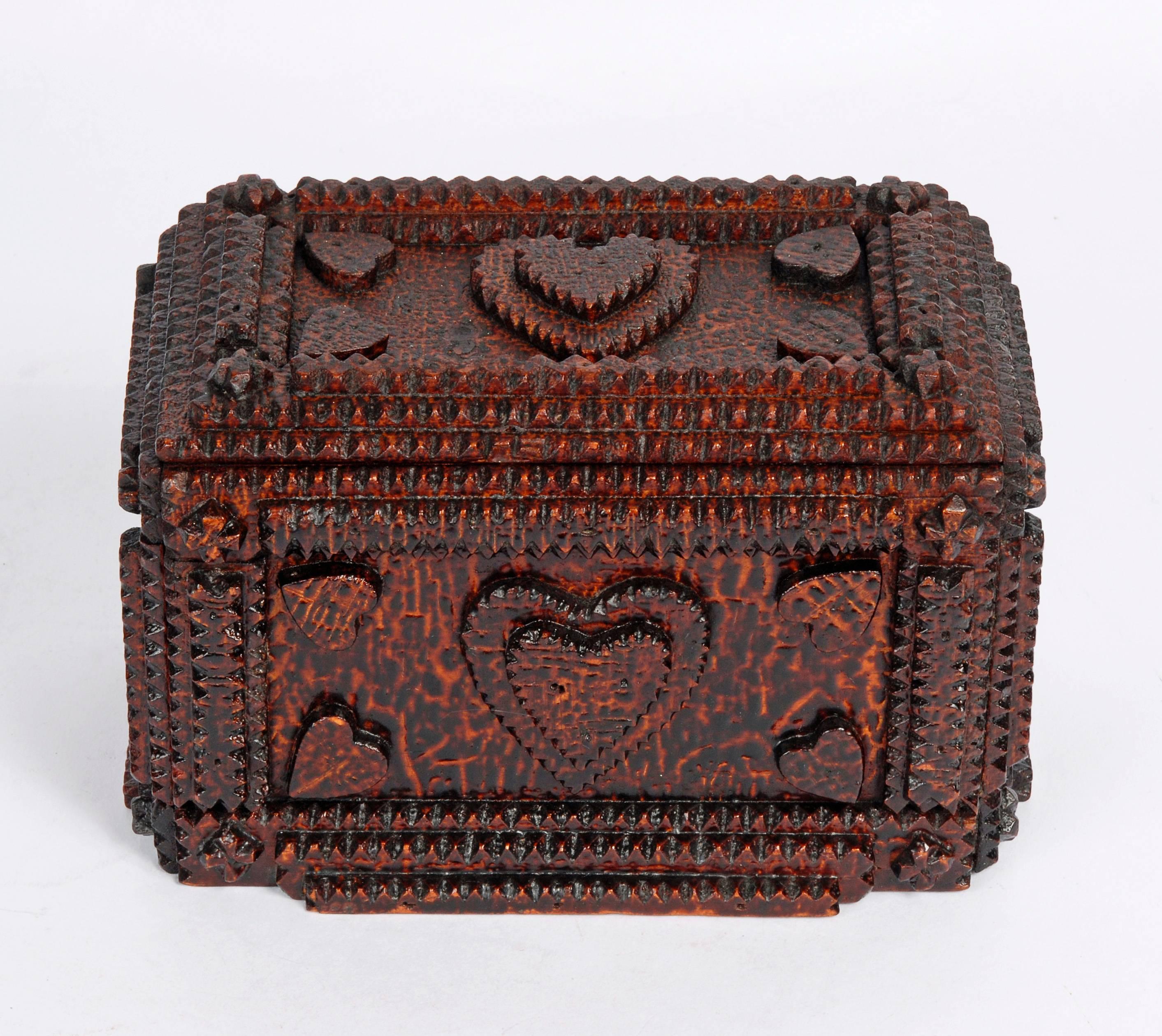 Love Token Tramp Art Box with Hearts In Excellent Condition For Sale In Manalapan, NJ