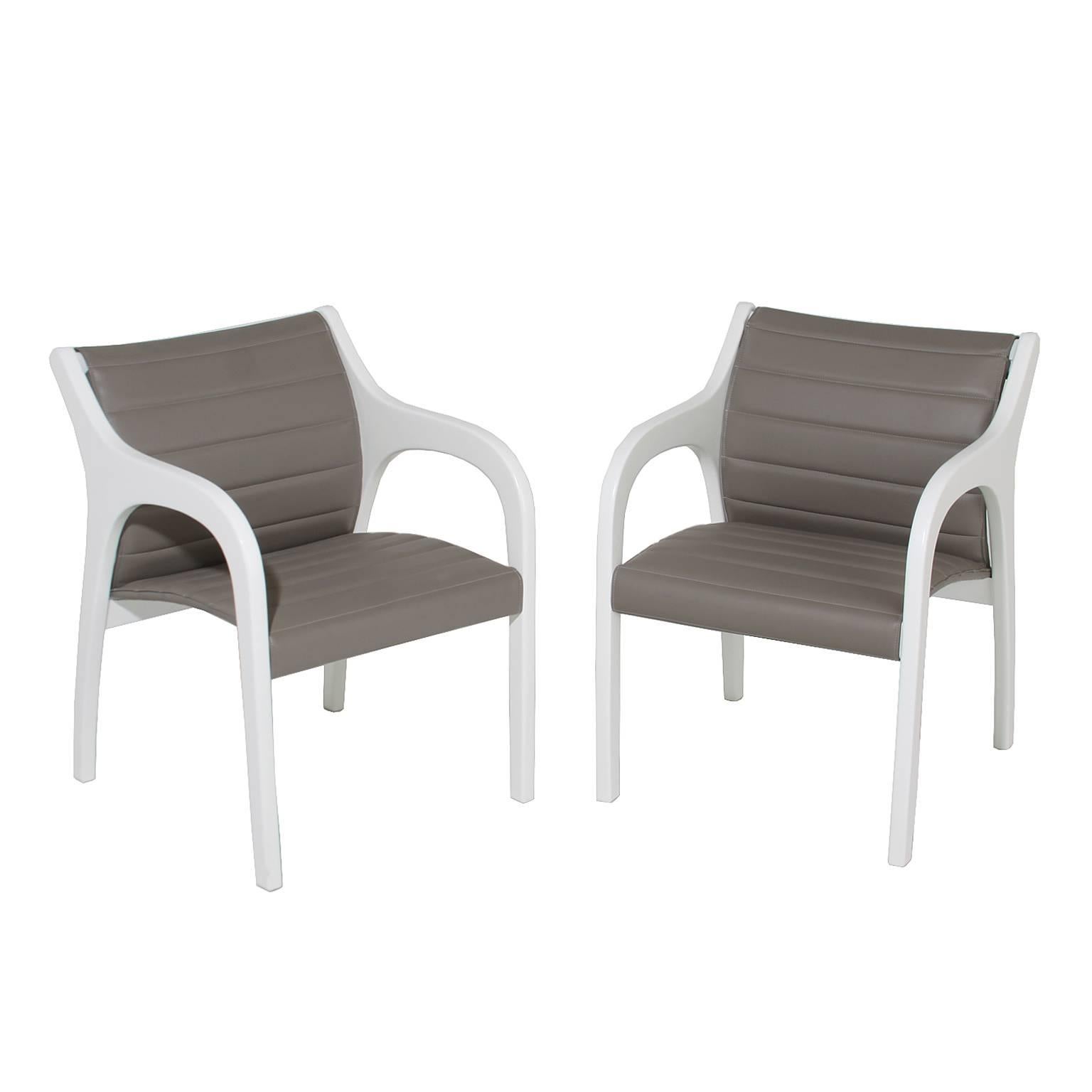  Set of Eight White with Gray Leather Dining Chairs or Armchairs with Slope Arms For Sale 1
