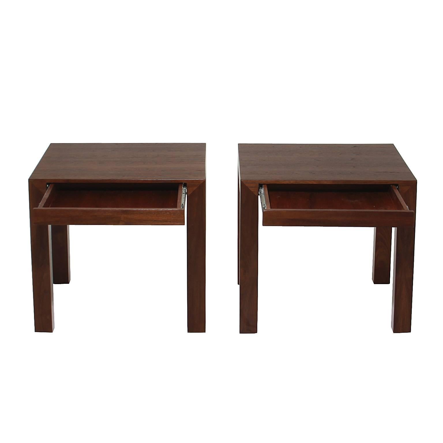 American Pair of Minimal Walnut Side Tables with Drawers