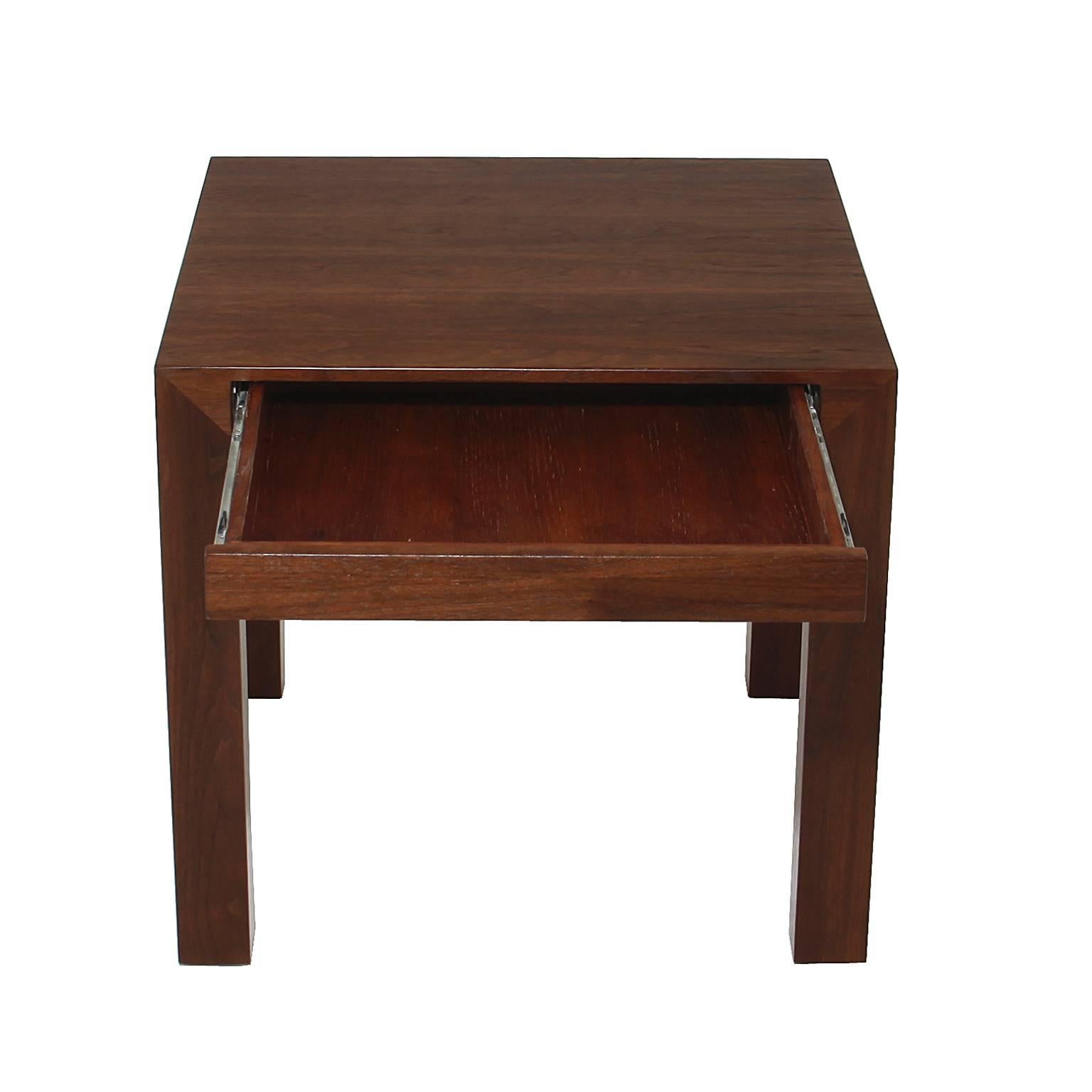 Mid-20th Century Pair of Minimal Walnut Side Tables with Drawers