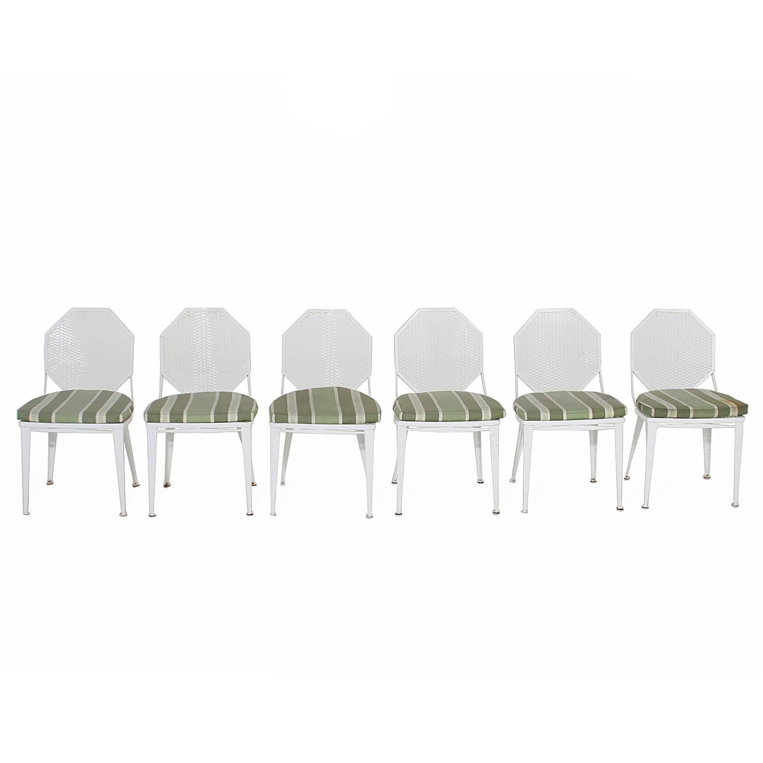 American Vintage White Patio Table and Six Chairs with Upholstered Seat Cushions